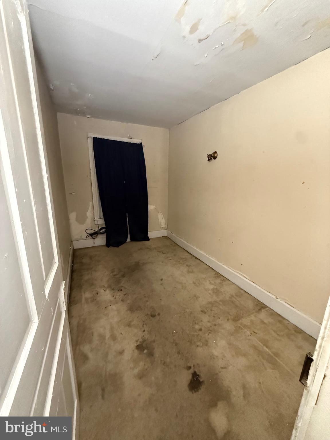 NOT IN  DEVELOPMENT - Residential