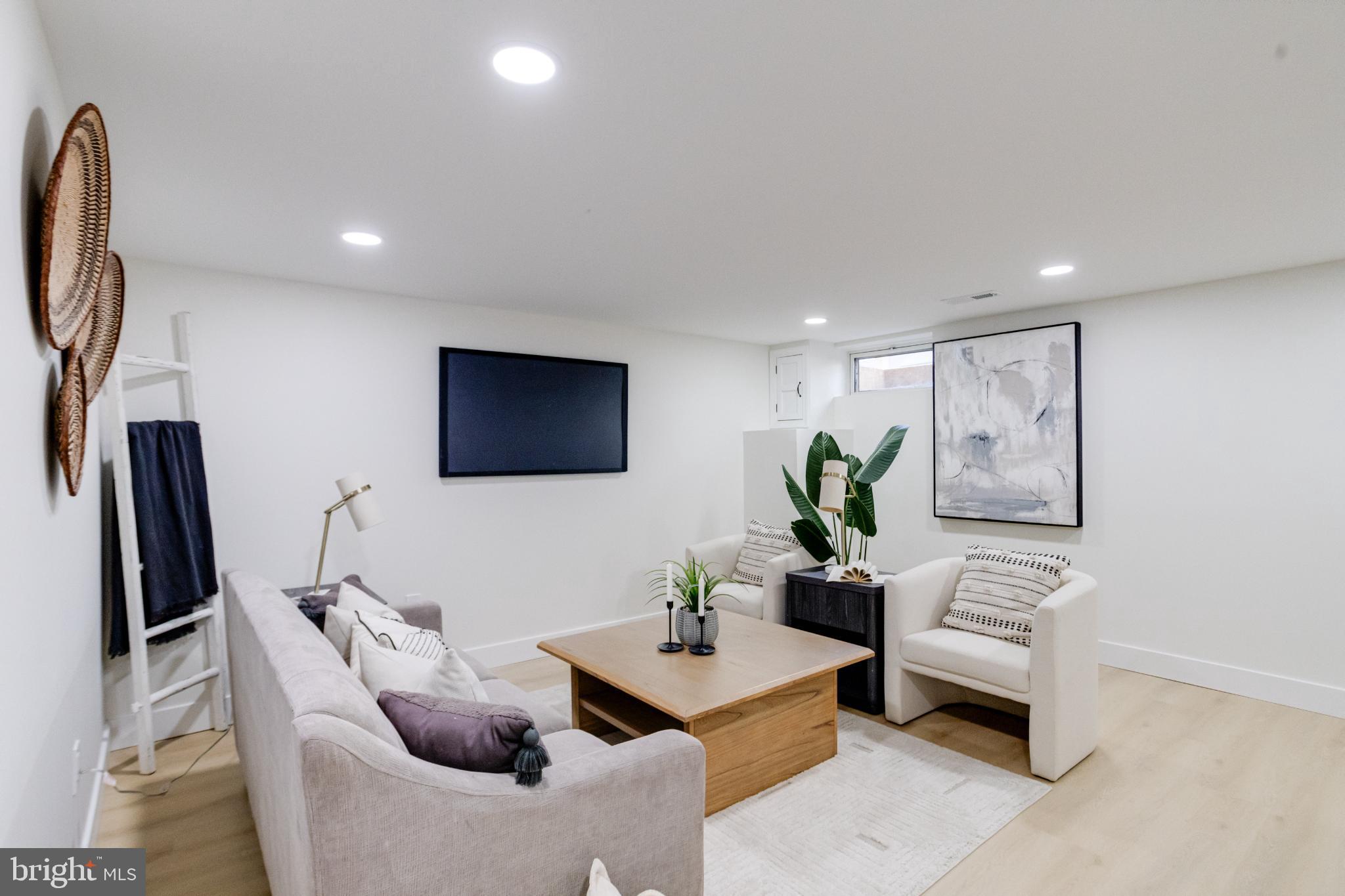 WARD 27 - Residential