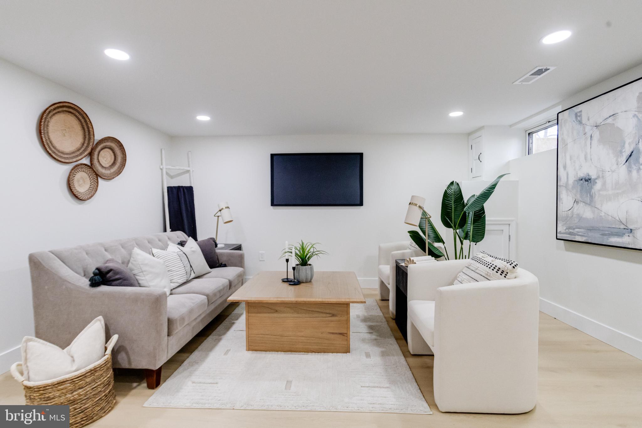 WARD 27 - Residential