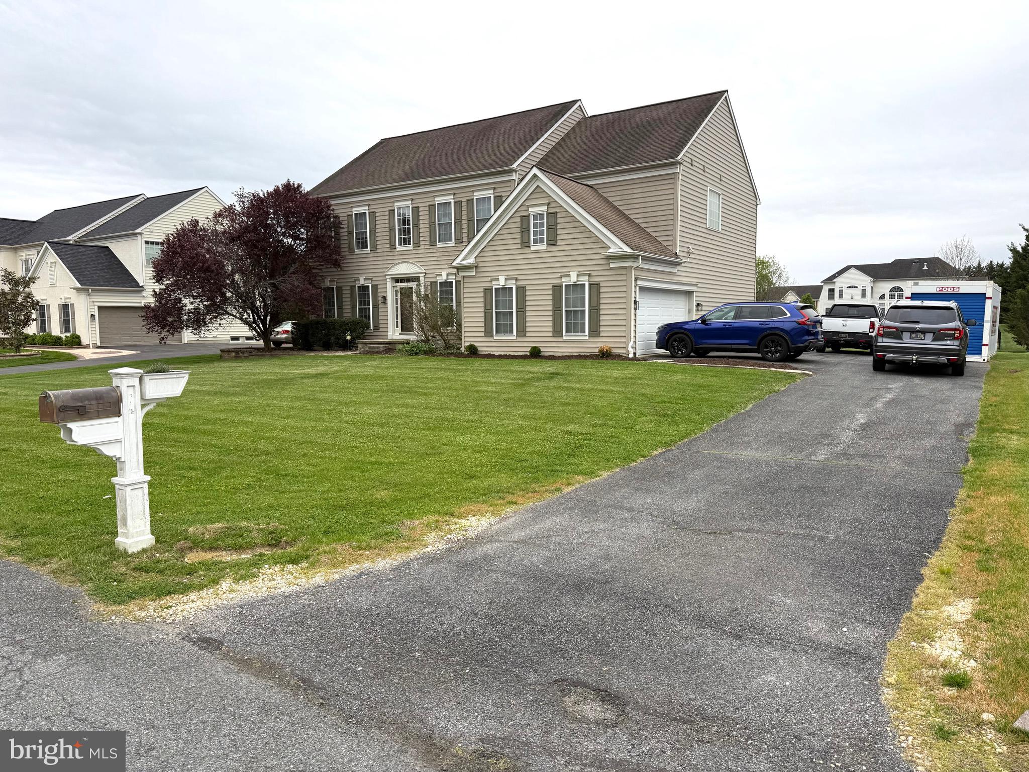 74 HEMPSTEAD DRIVE