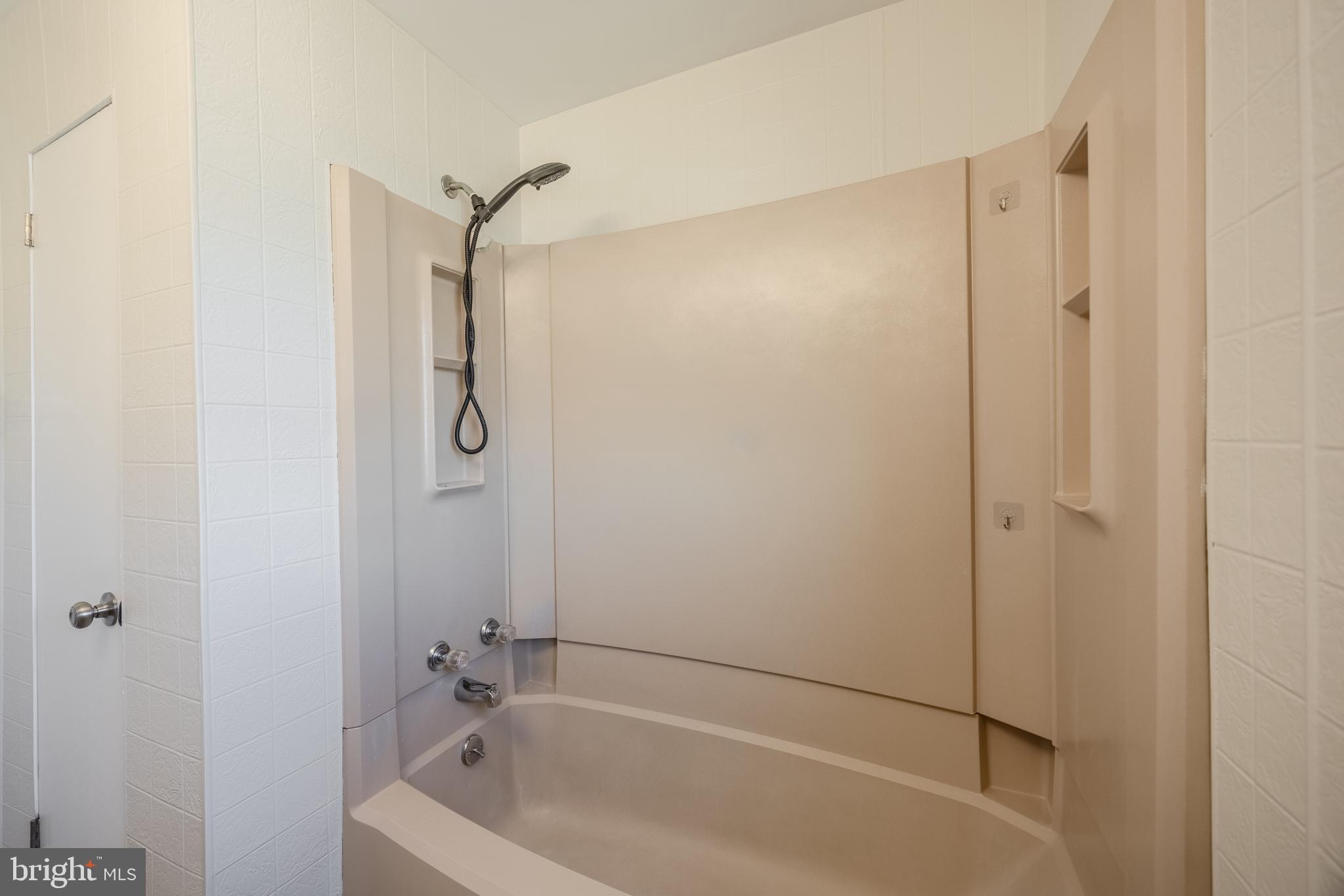 MOUNT RIDGE - Residential