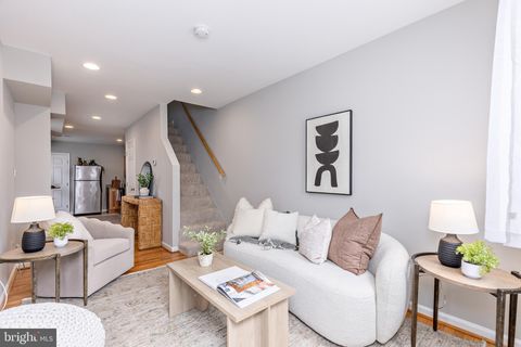 305 S CASTLE STREET S BALTIMORE MD 21231