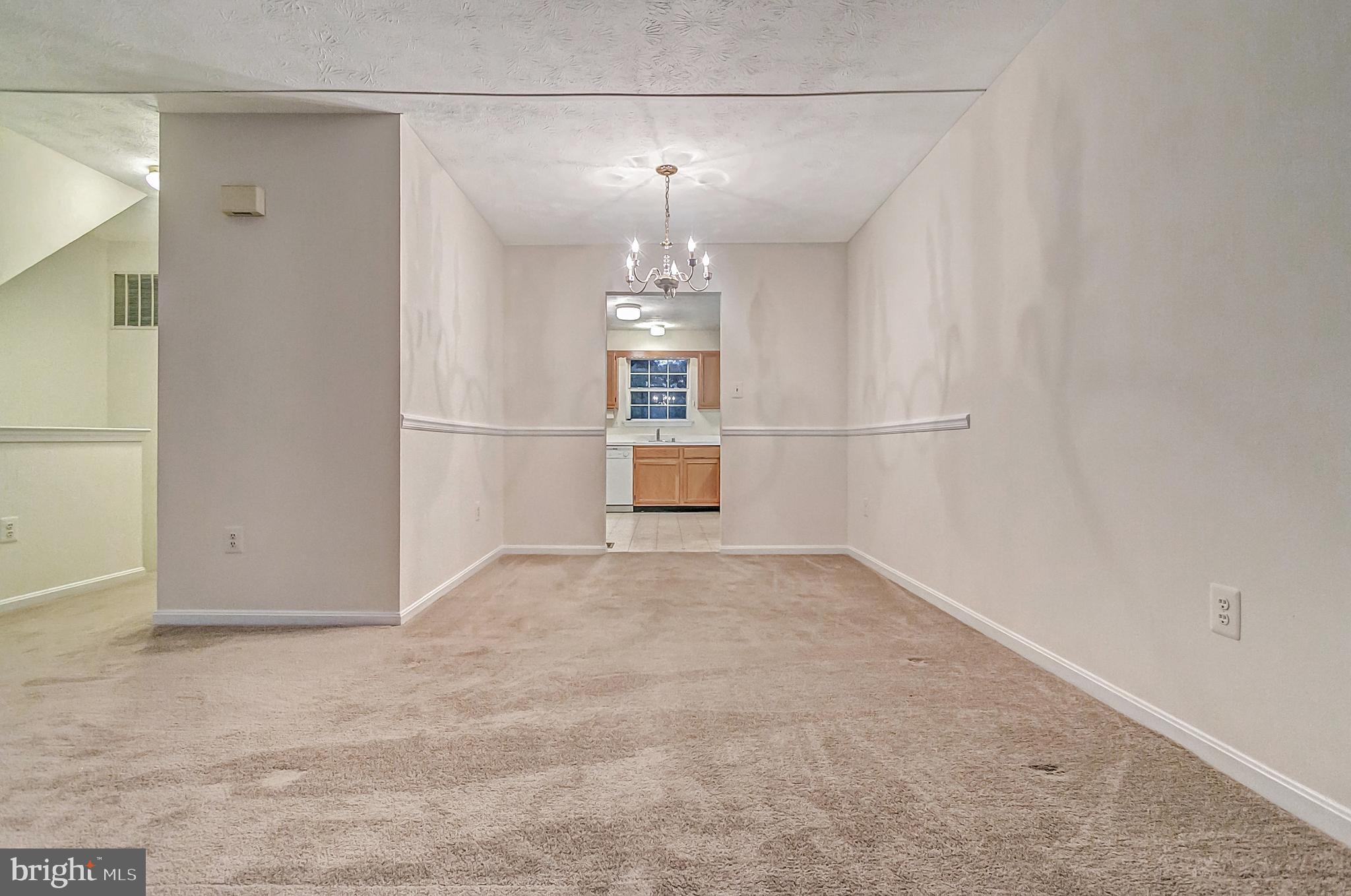 ROBINS GLENN - Residential