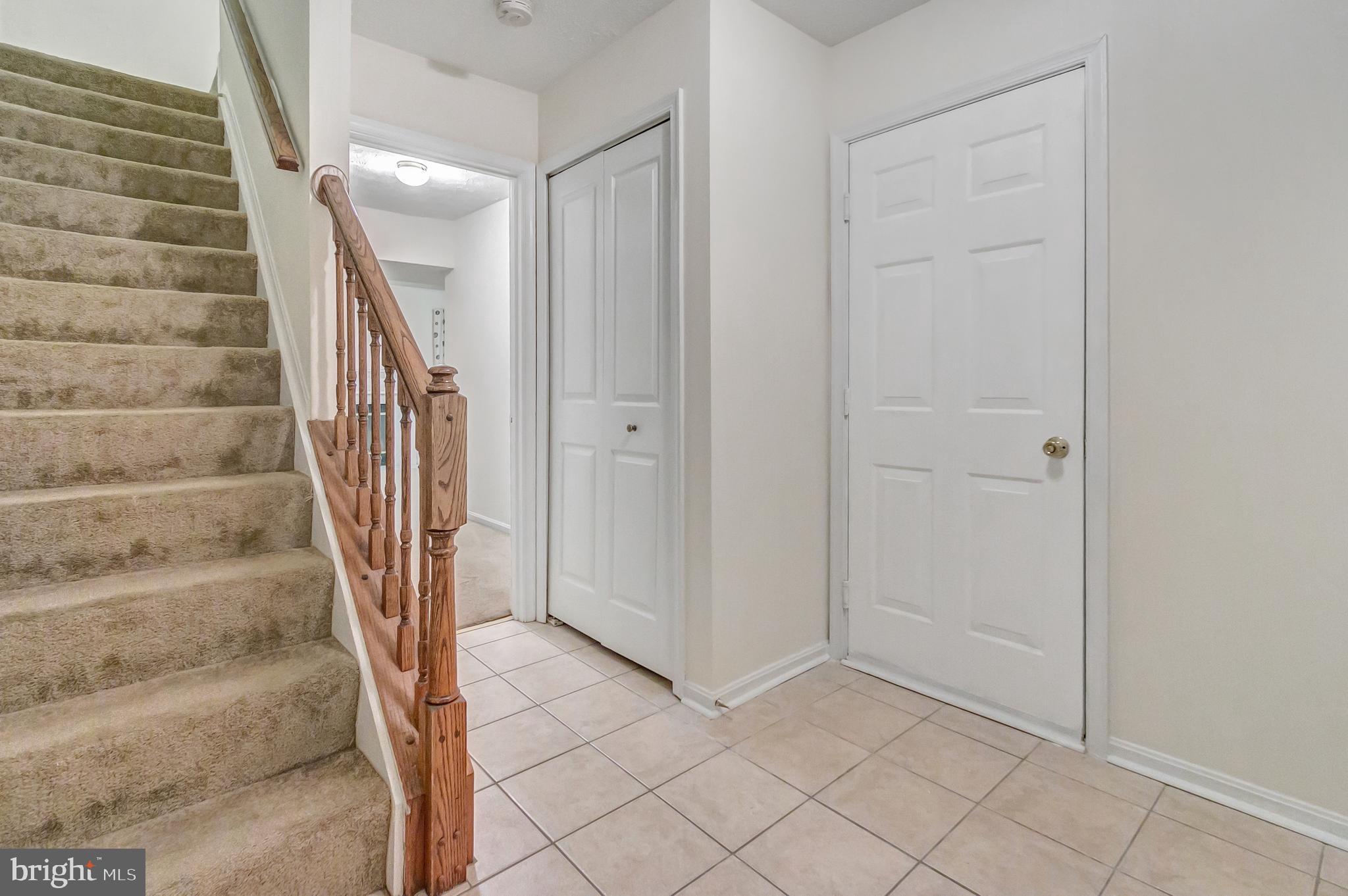 ROBINS GLENN - Residential