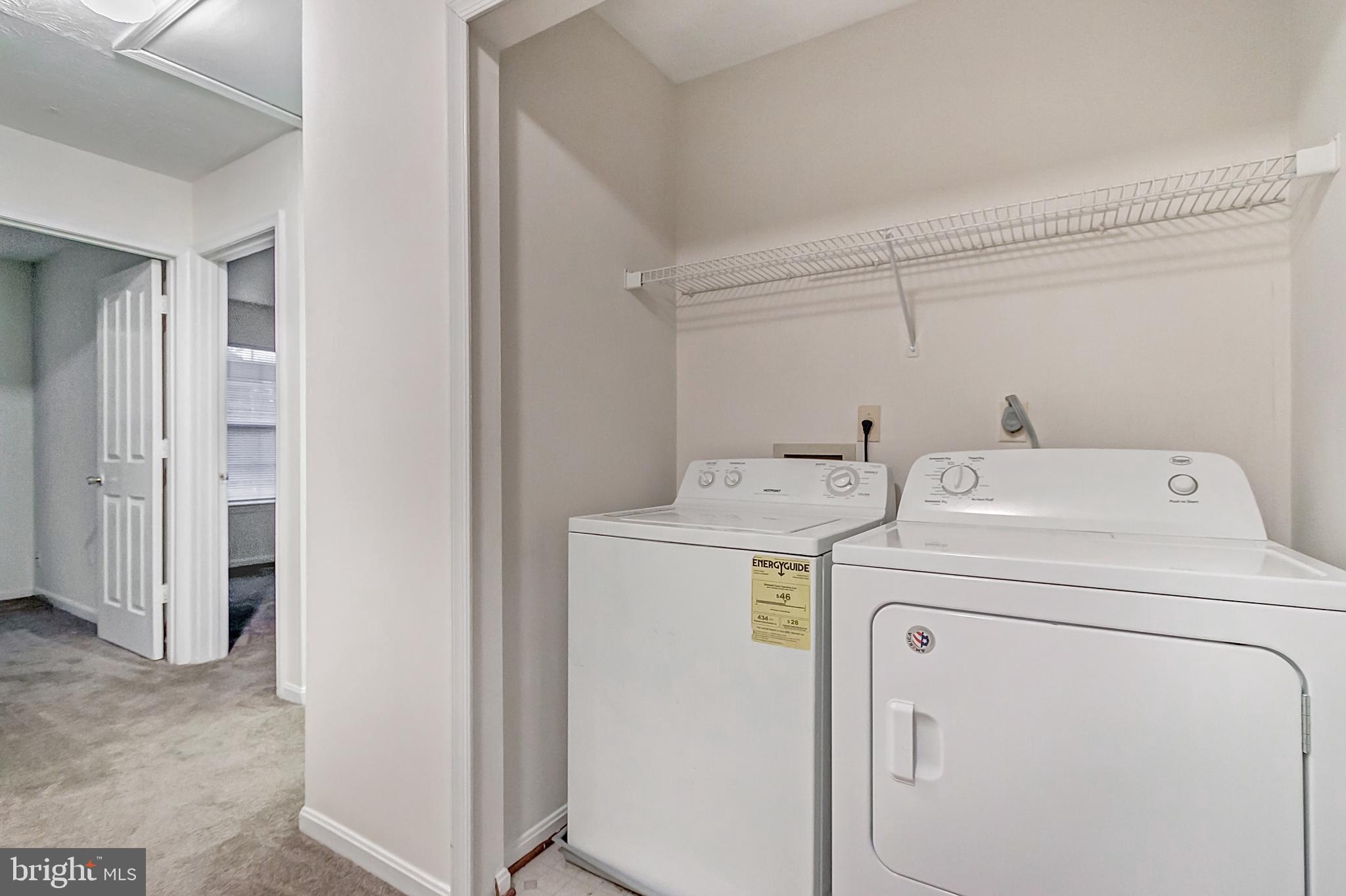 ROBINS GLENN - Residential