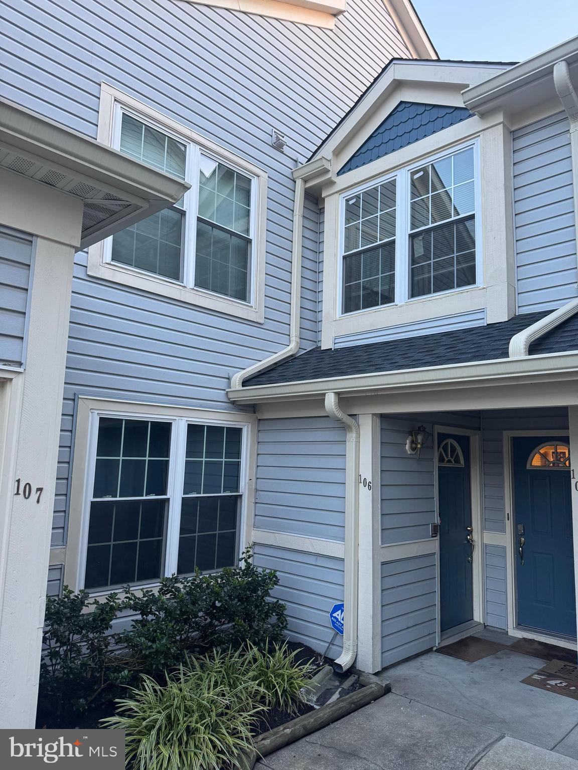 106 STEEPLECHASE COURT