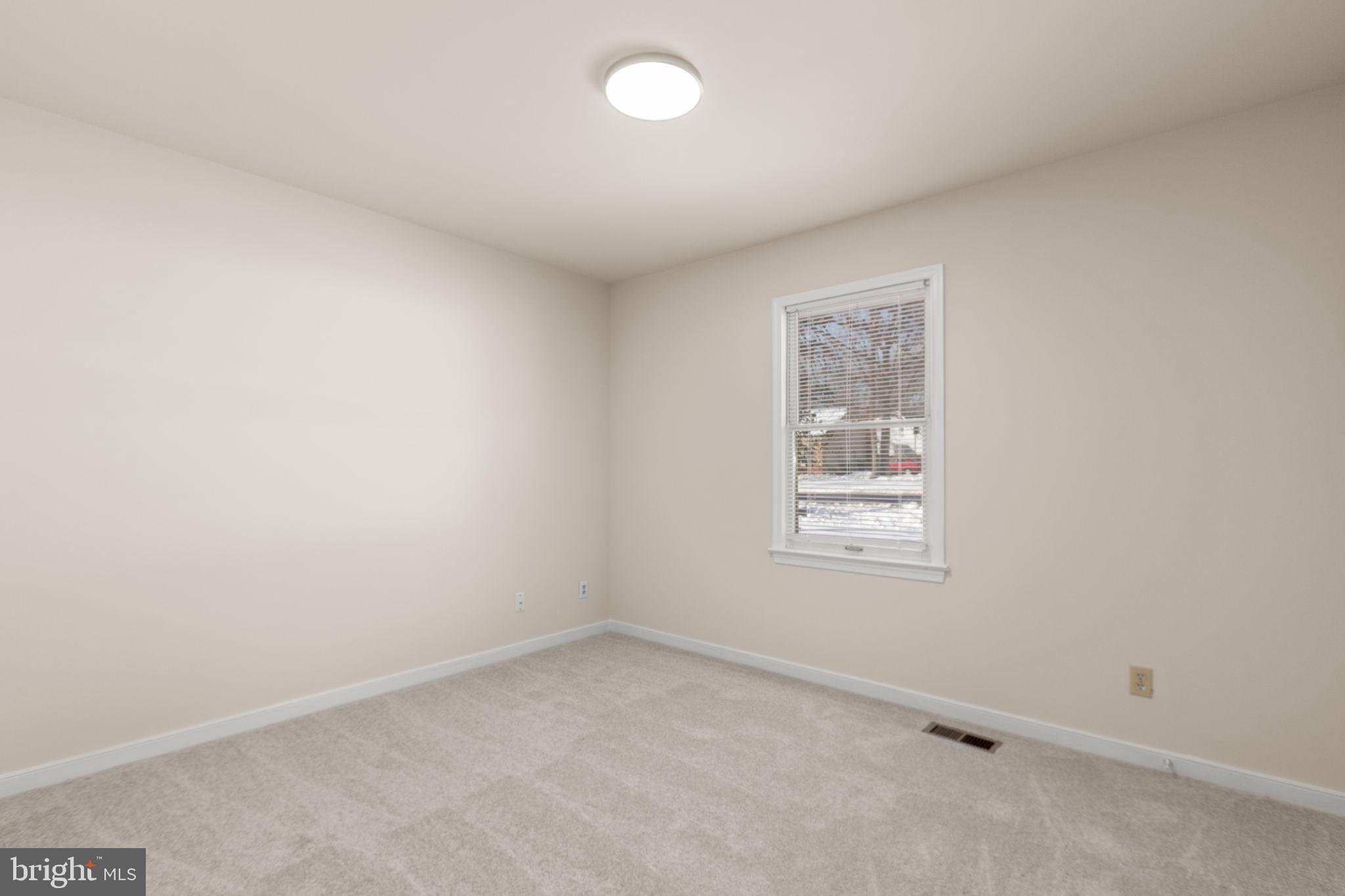 LEAVELLS CROSSING - Residential