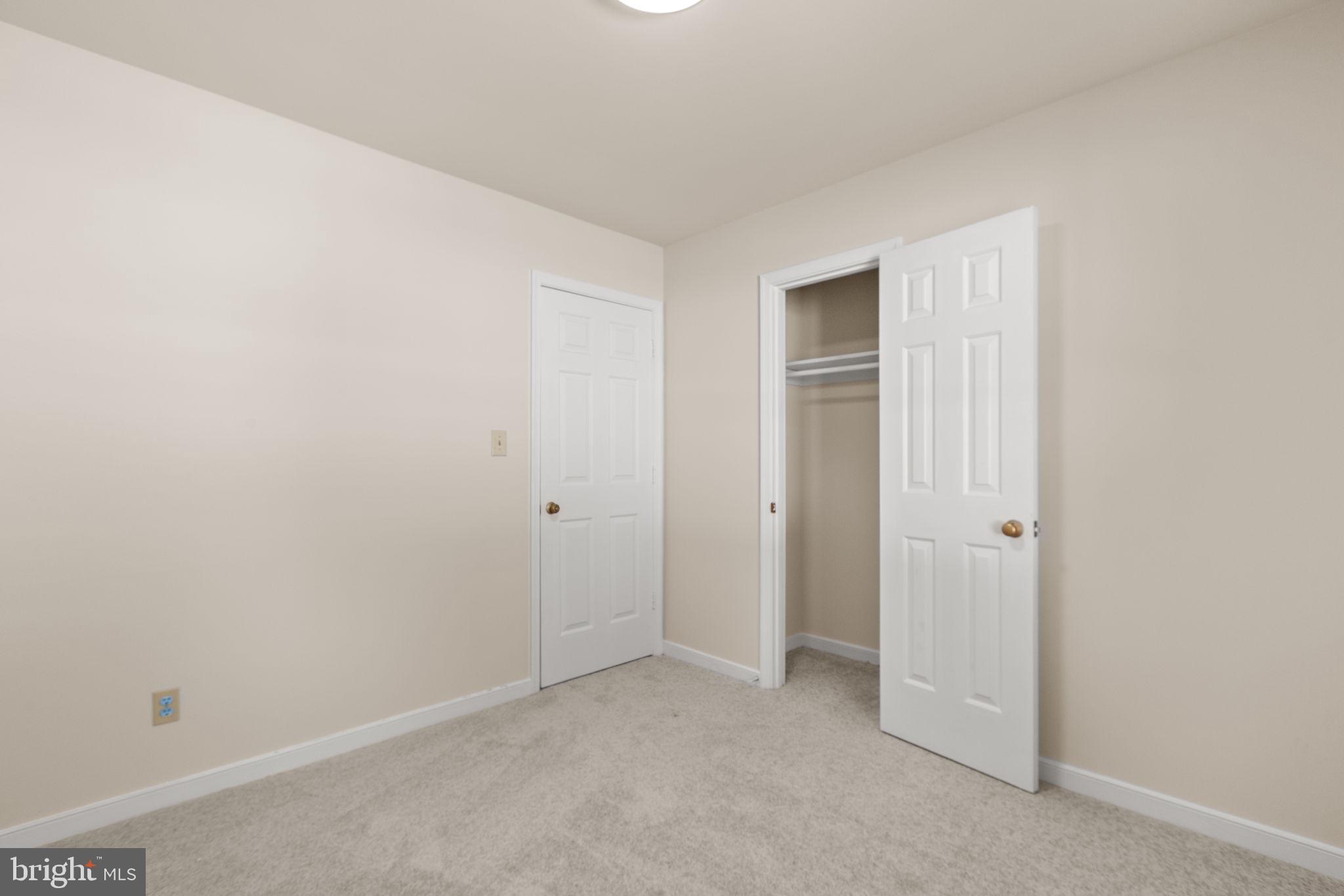 LEAVELLS CROSSING - Residential