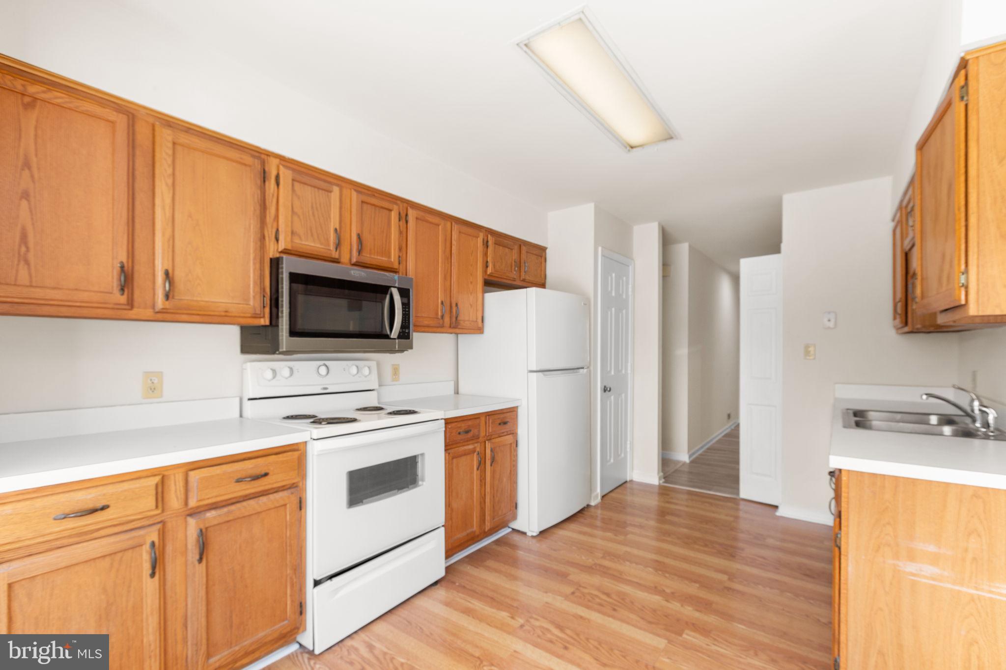 LEAVELLS CROSSING - Residential