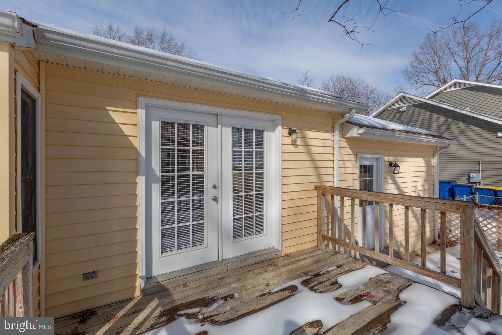 LEAVELLS CROSSING - Residential