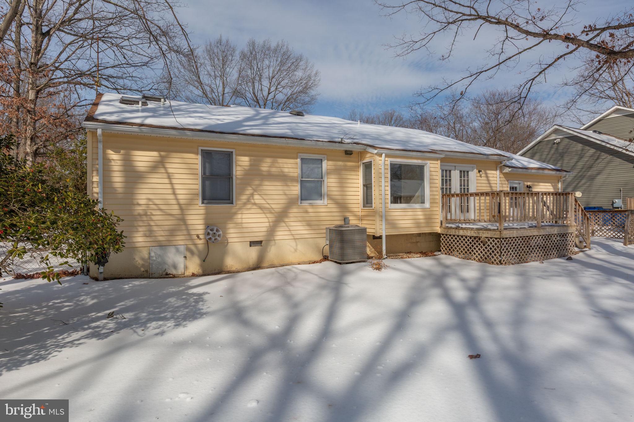 LEAVELLS CROSSING - Residential