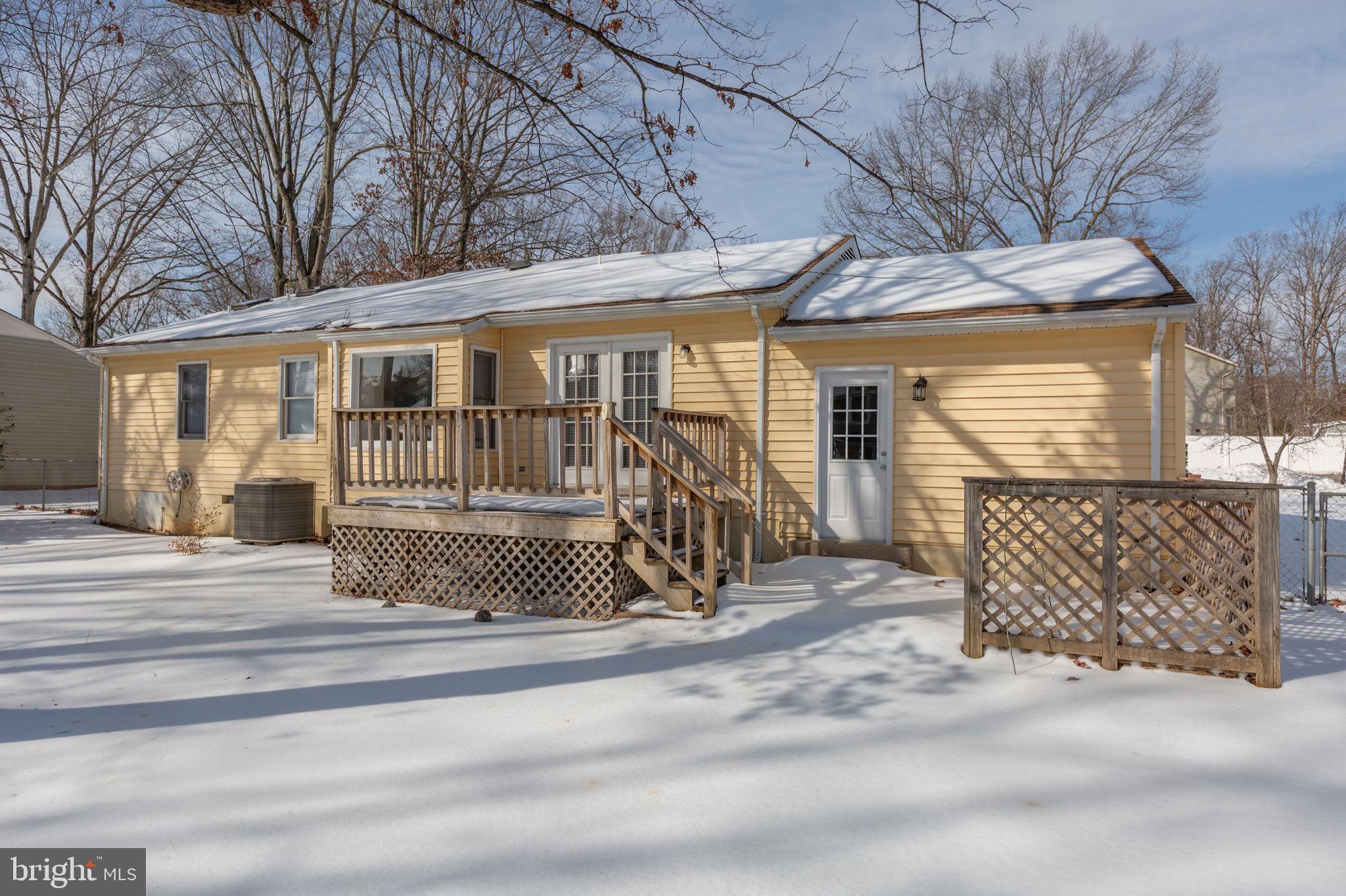 LEAVELLS CROSSING - Residential