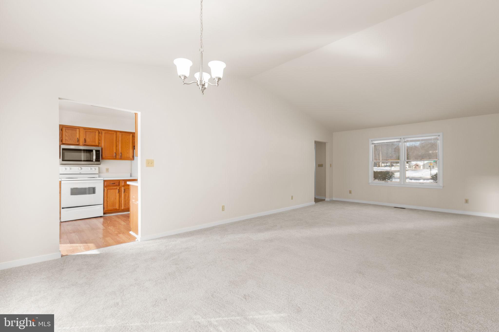 LEAVELLS CROSSING - Residential