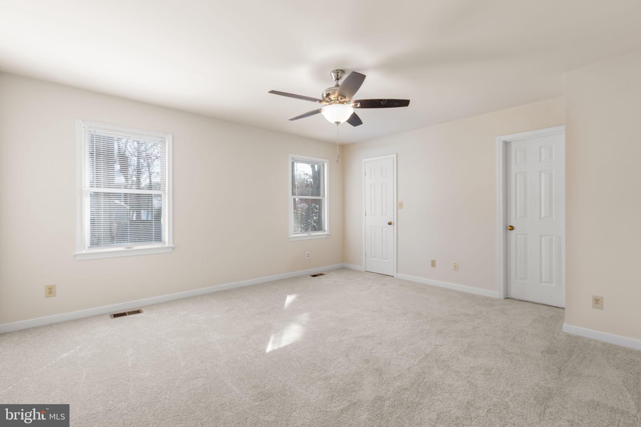 LEAVELLS CROSSING - Residential