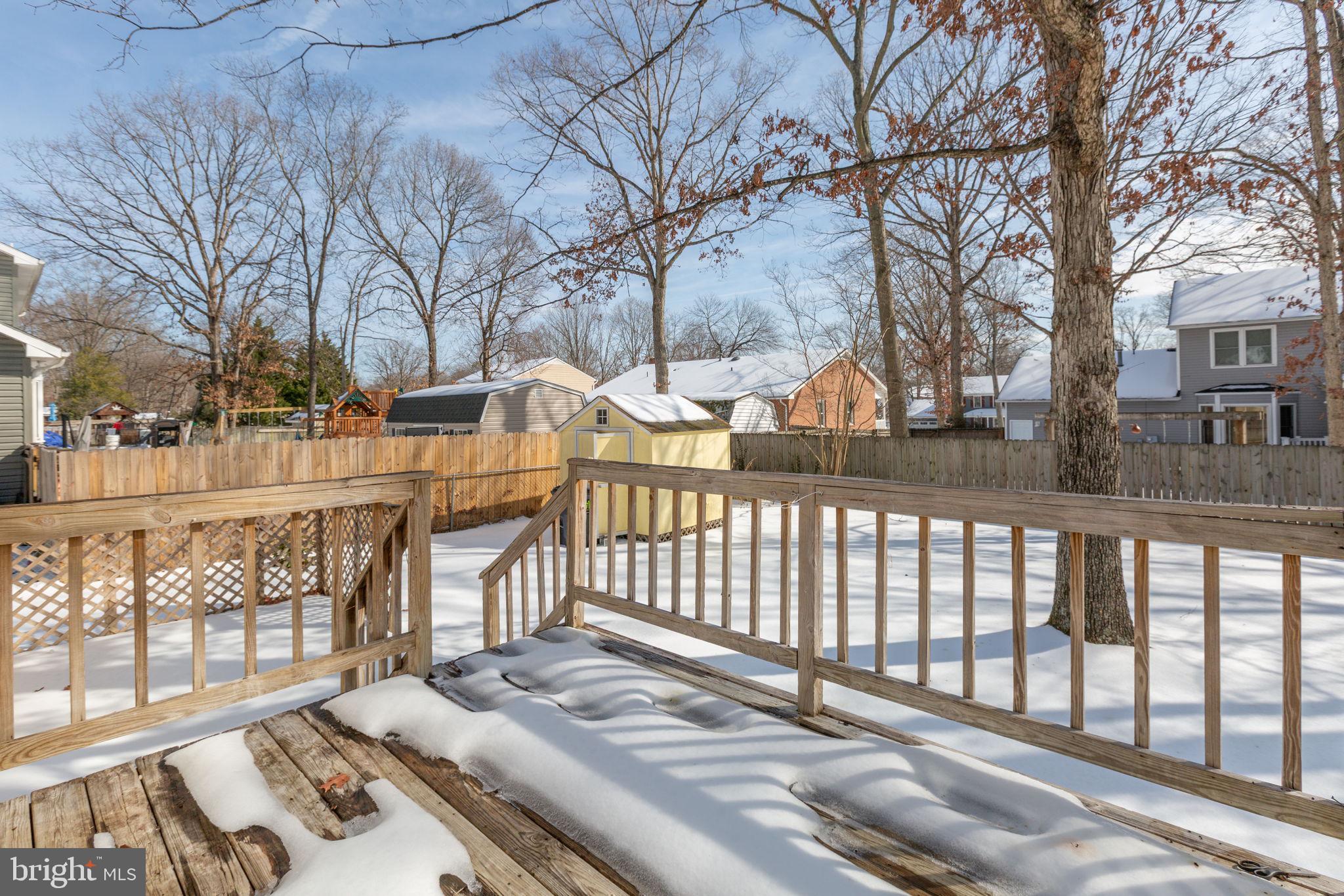 LEAVELLS CROSSING - Residential