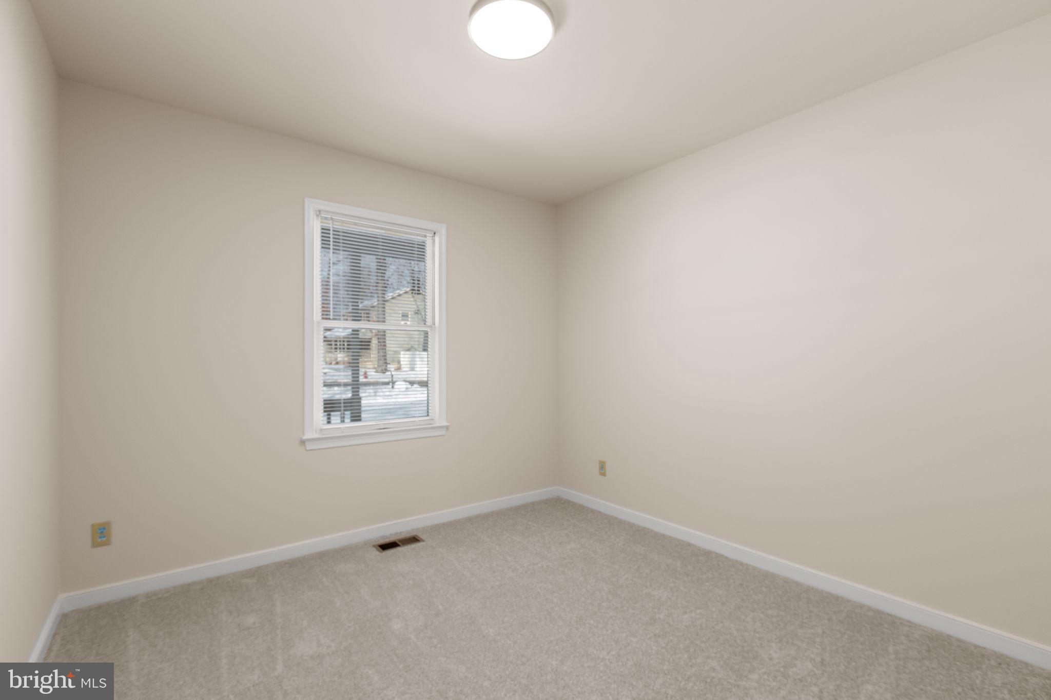 LEAVELLS CROSSING - Residential