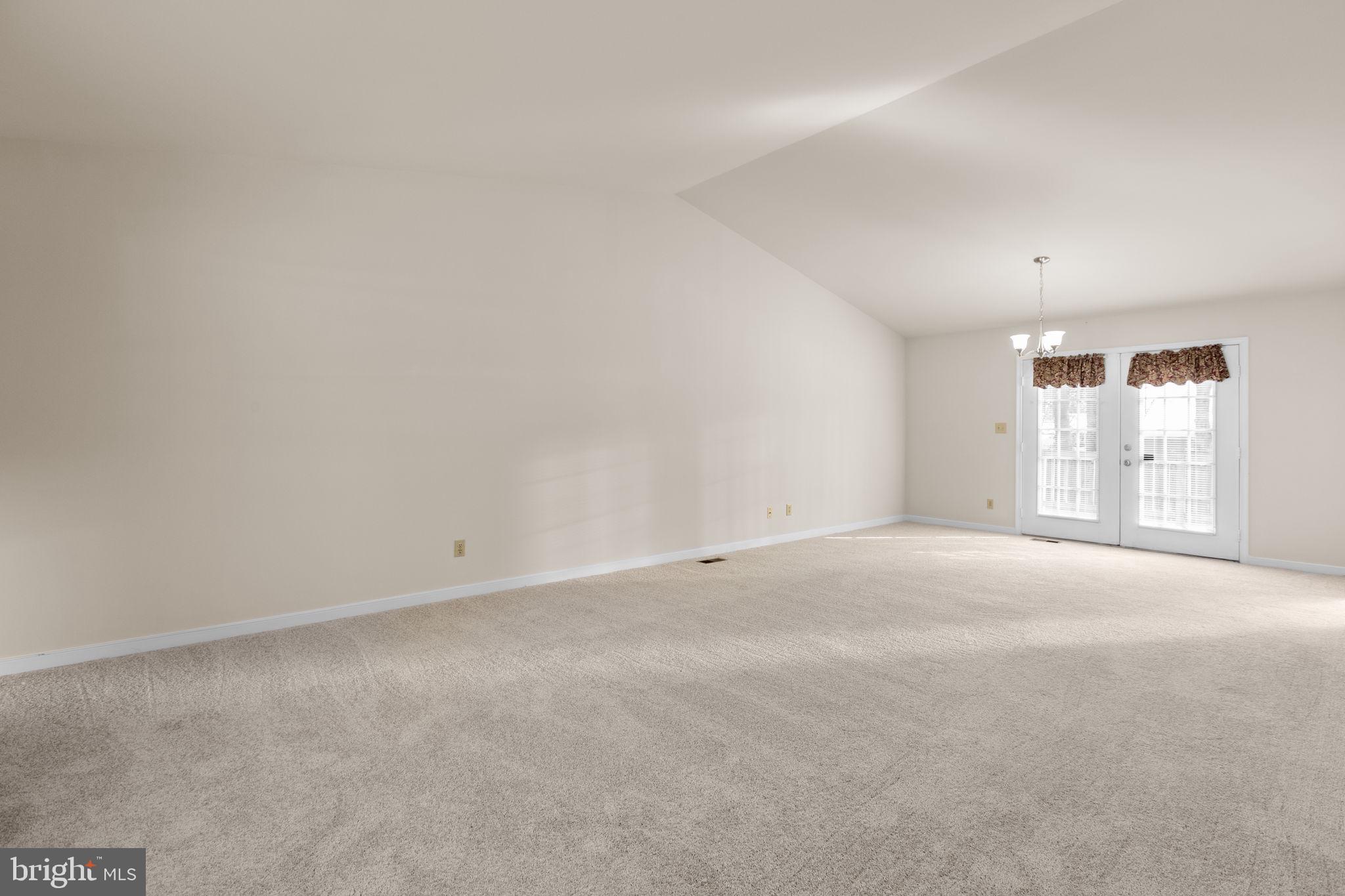 LEAVELLS CROSSING - Residential