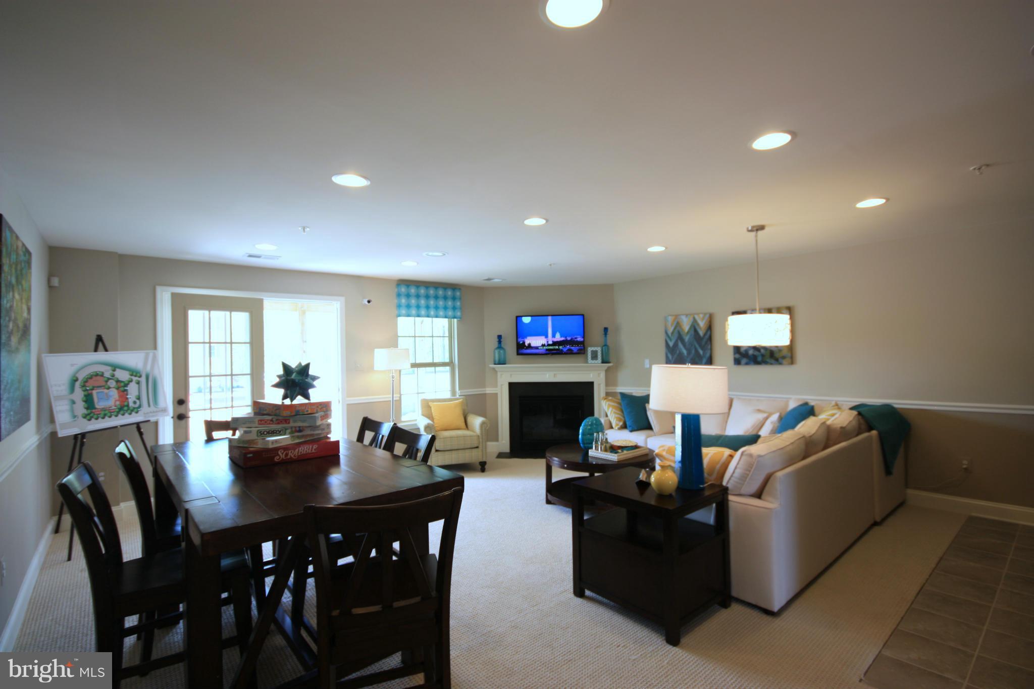 FIELDSIDE AT ST CHARLES - Residential