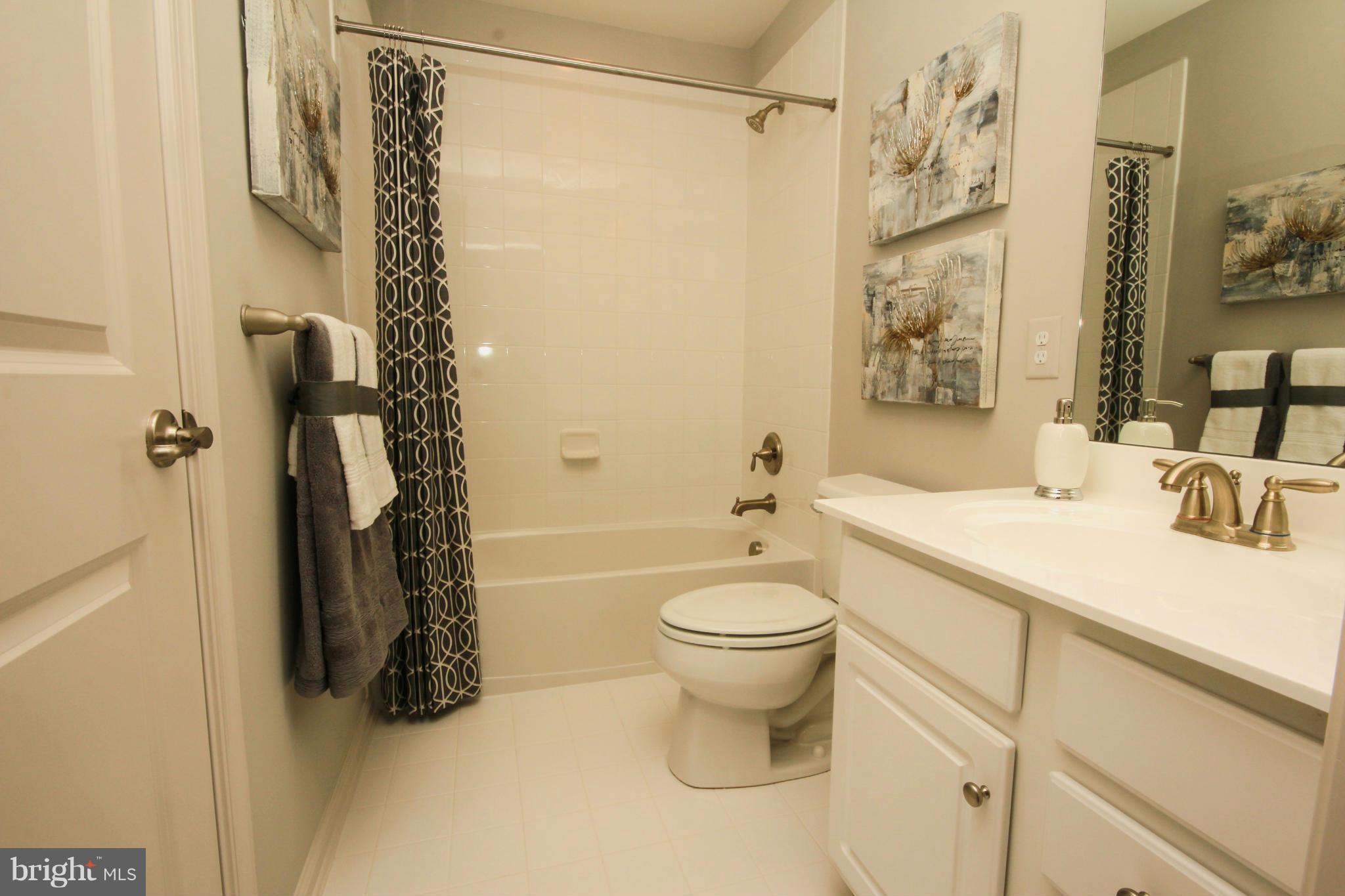 FIELDSIDE AT ST CHARLES - Residential