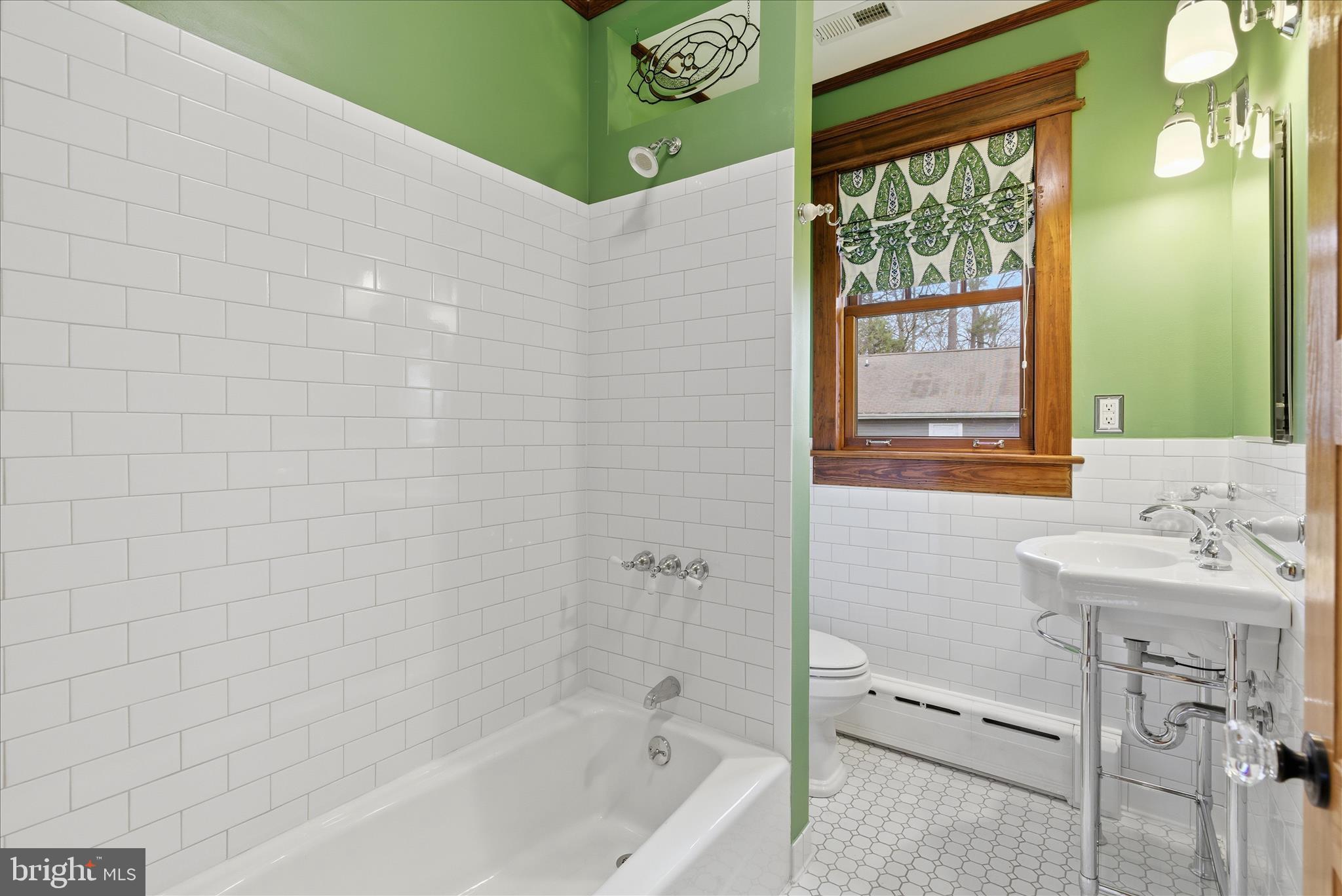 CHEVERLY - Residential Lease