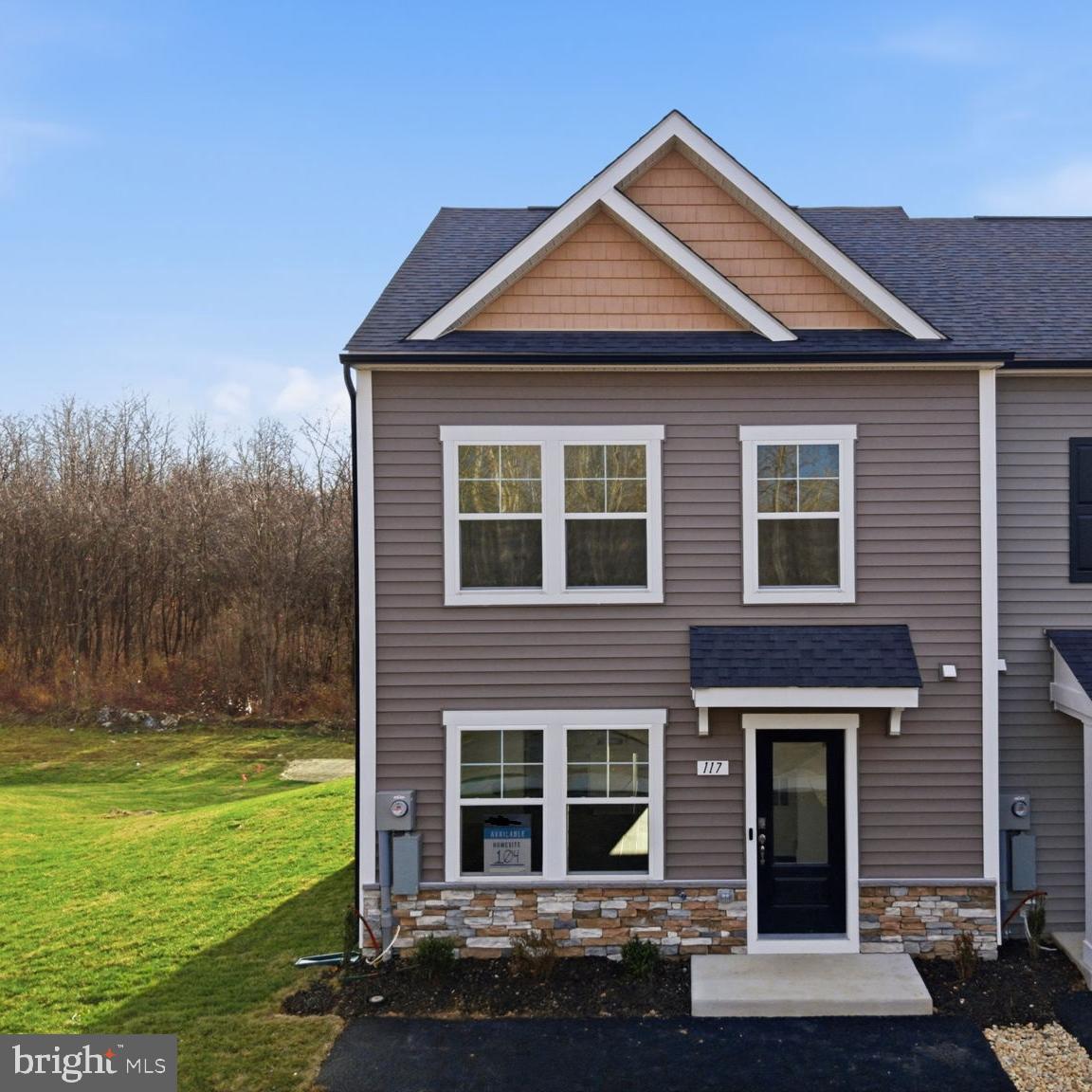 VILLAGES AT COURTHOUSE SQUARE - Residential