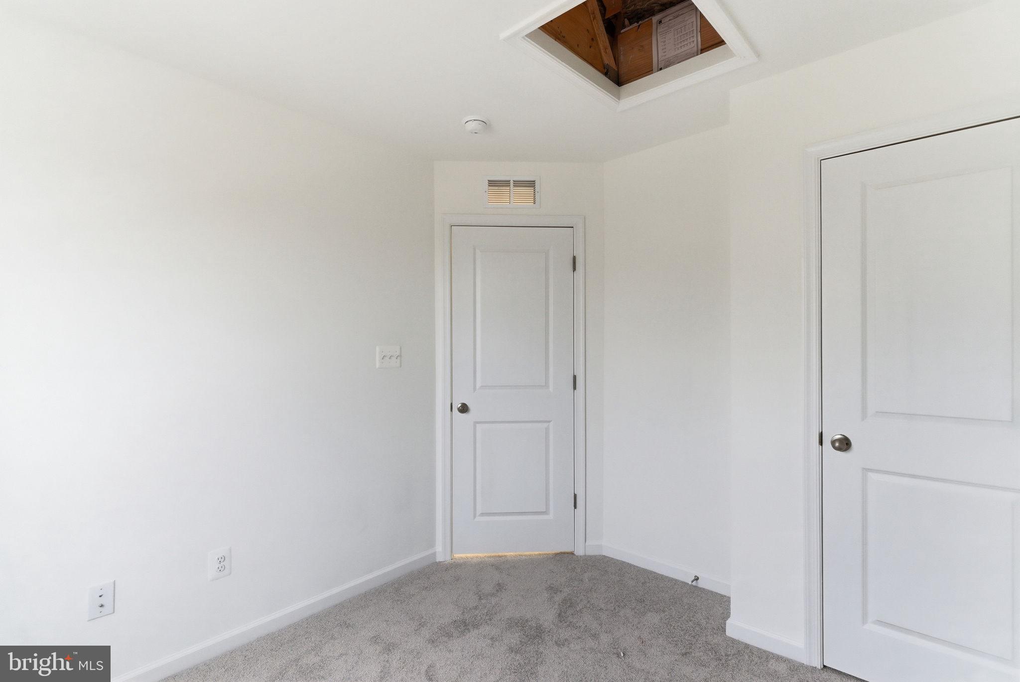 VILLAGES AT COURTHOUSE SQUARE - Residential