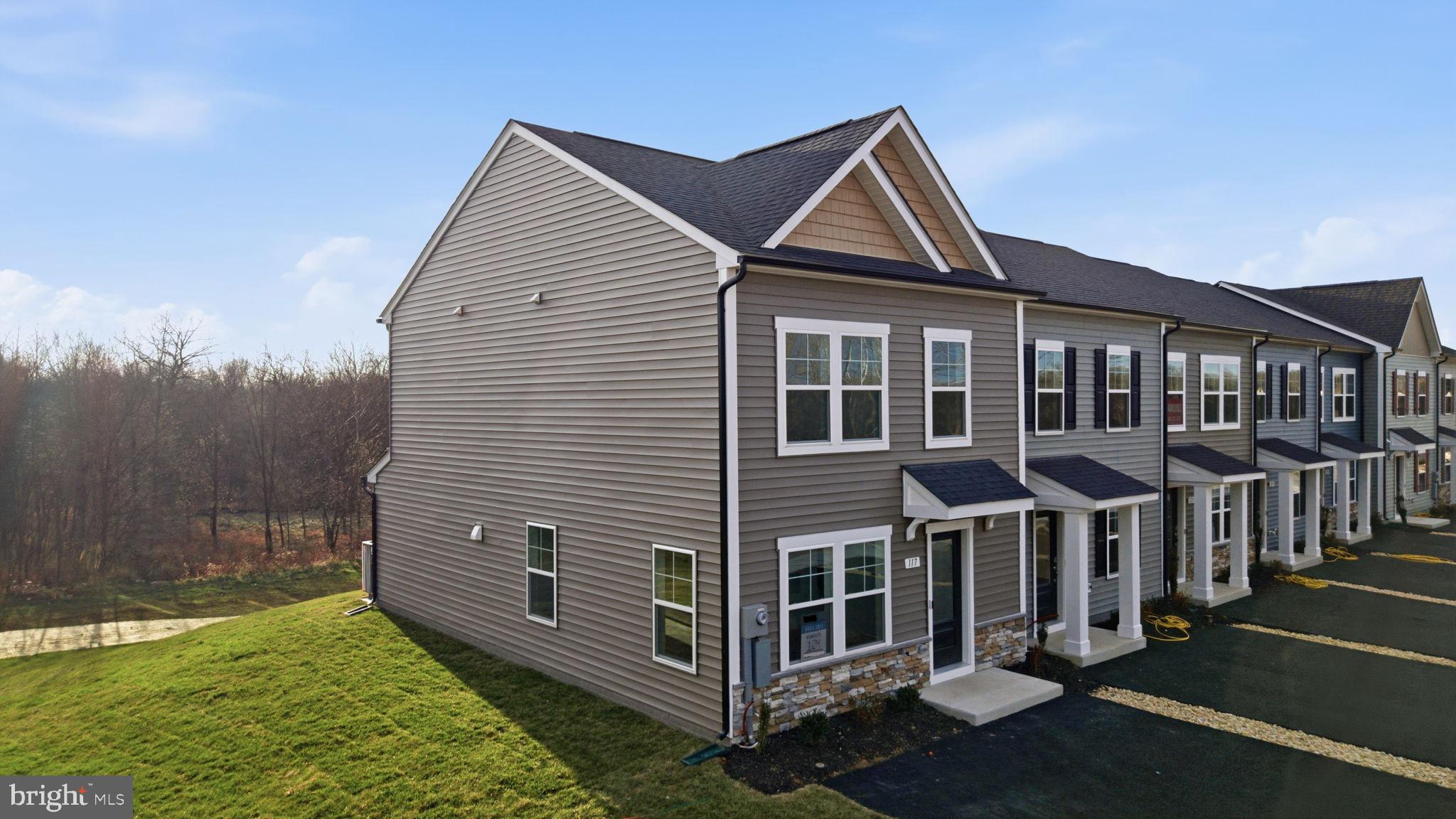 VILLAGES AT COURTHOUSE SQUARE - Residential