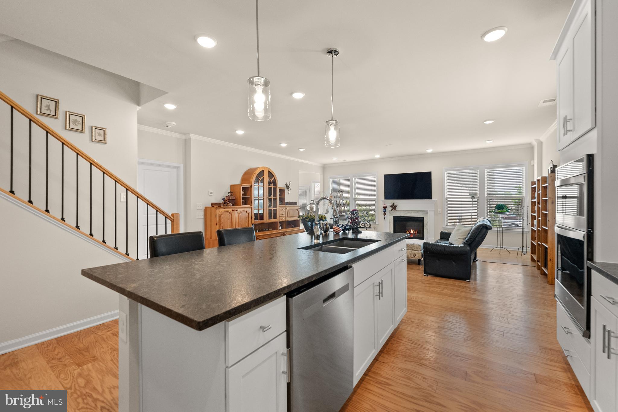MONTEBELLO - Residential