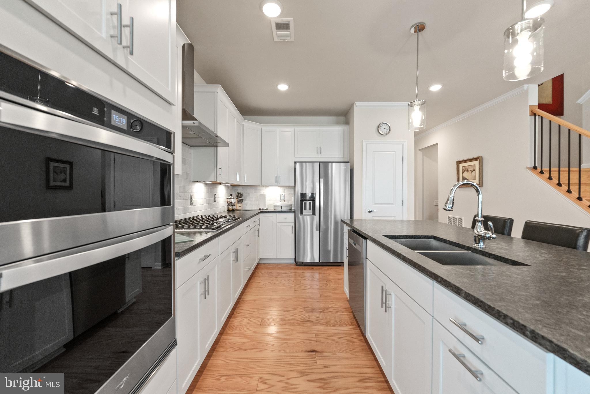 MONTEBELLO - Residential