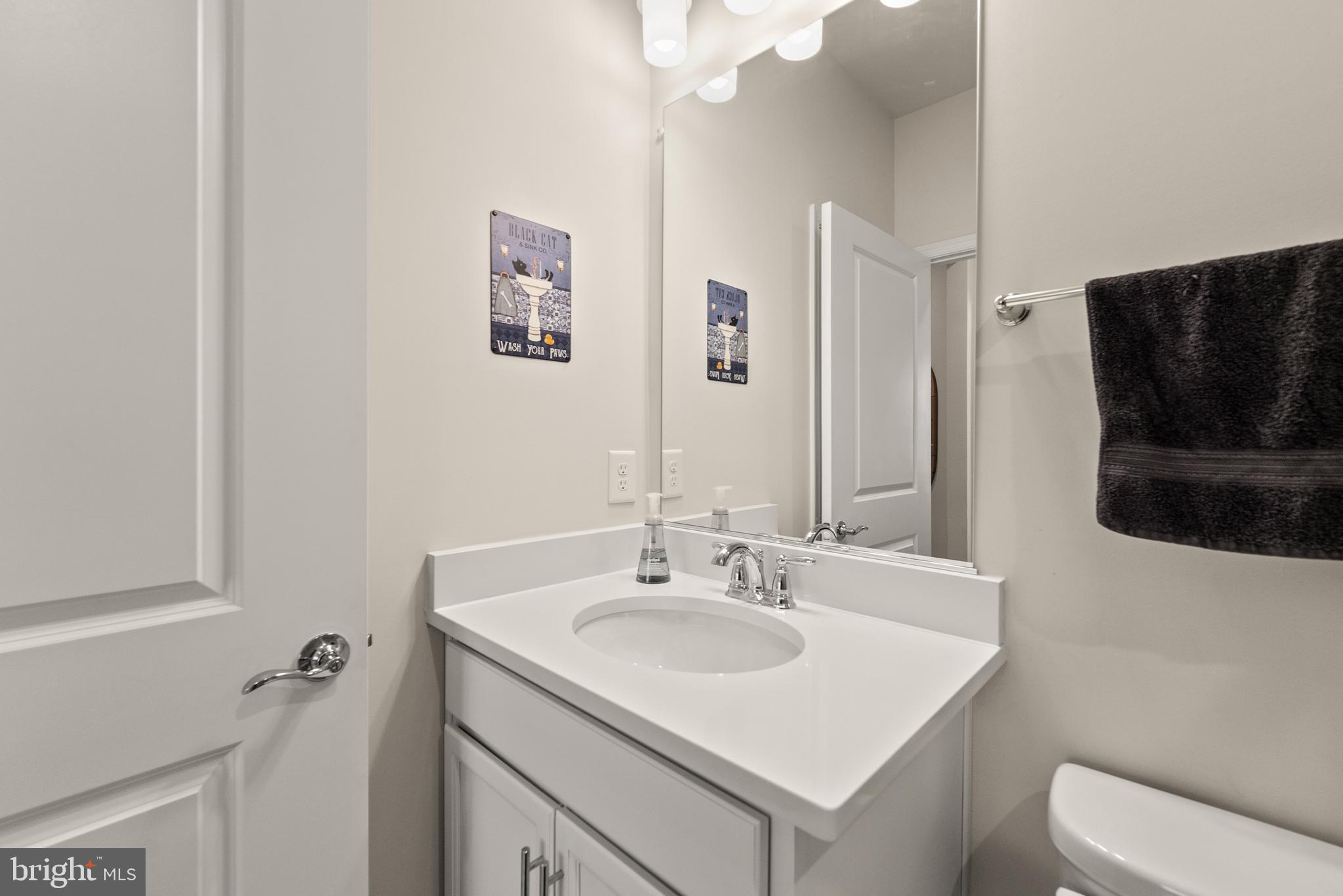 MONTEBELLO - Residential