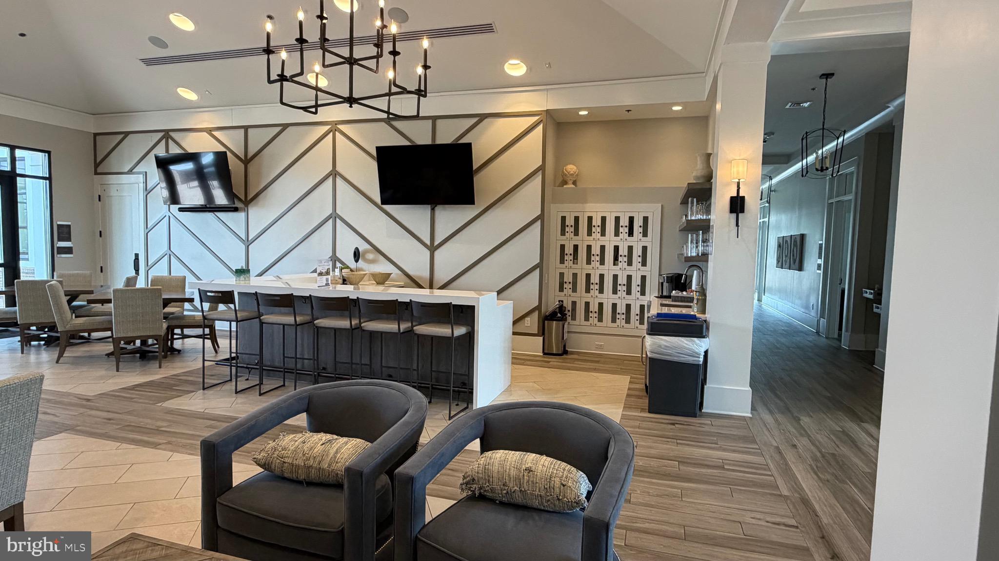 MONTEBELLO - Residential