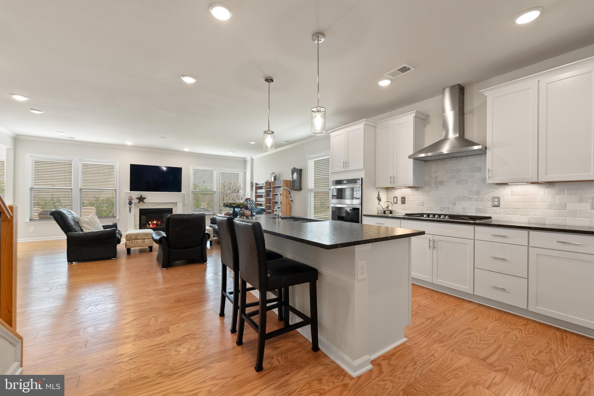 MONTEBELLO - Residential