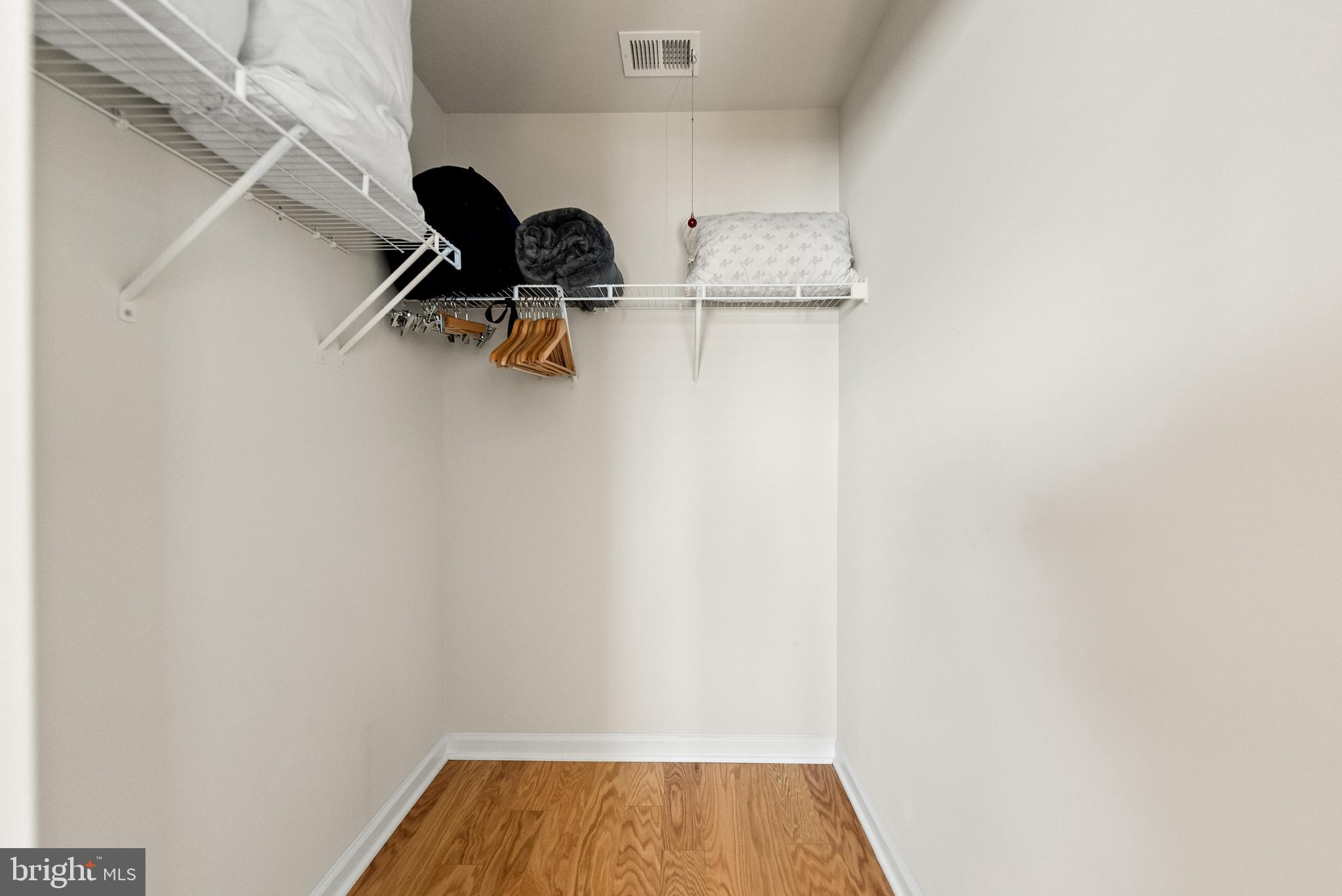 MONTEBELLO - Residential