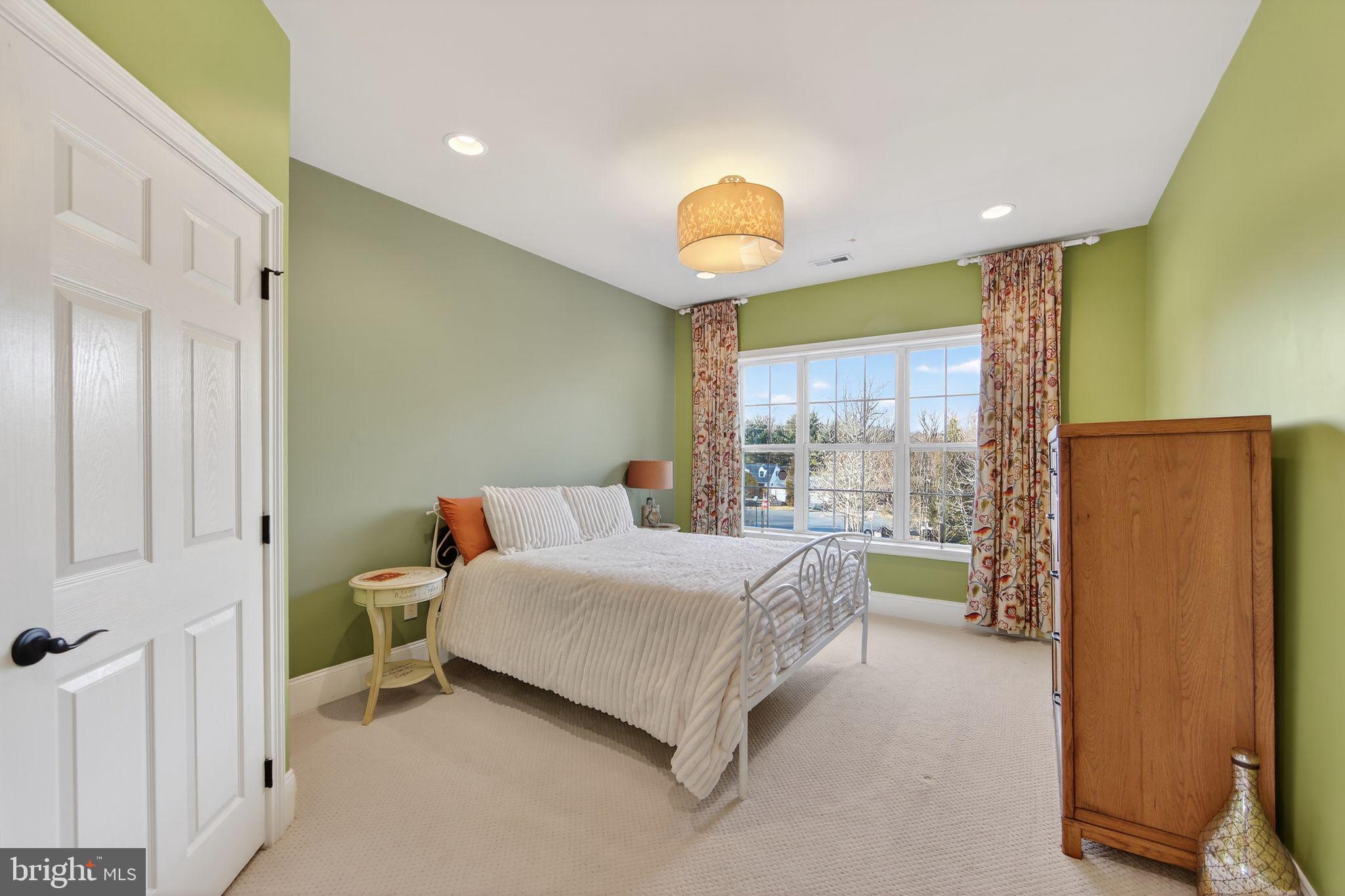 GREENVILLE OVERLOOK - Residential