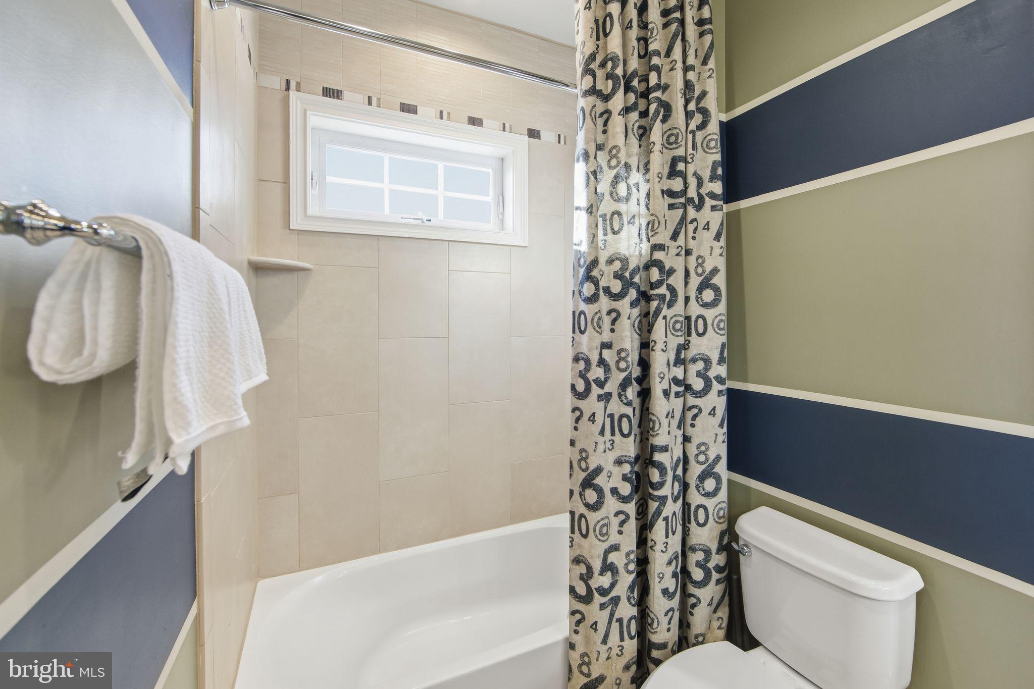 GREENVILLE OVERLOOK - Residential