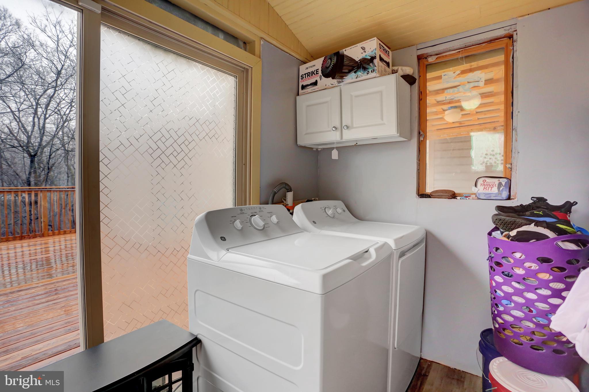 SUNNYSIDE - Residential