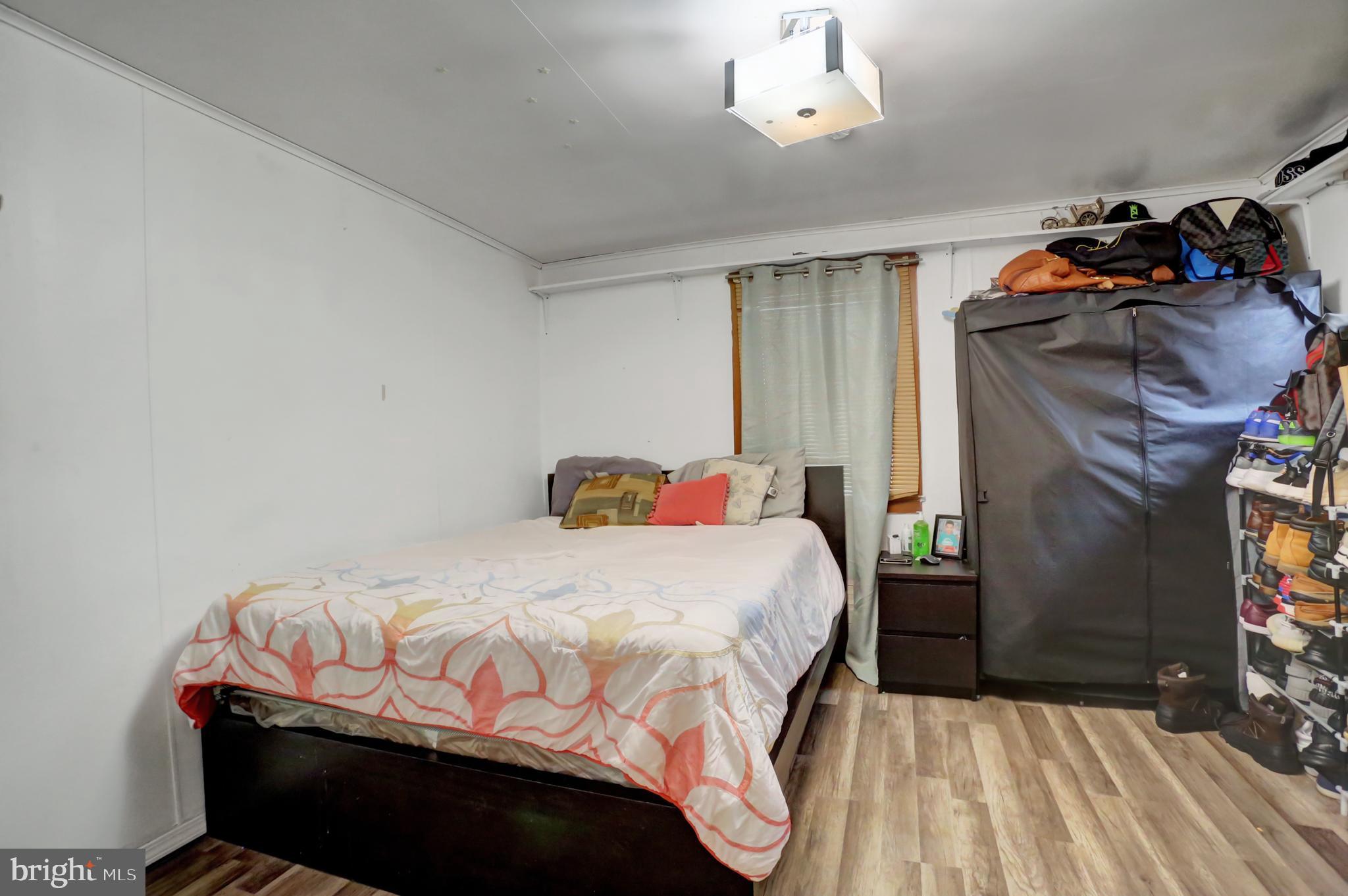 SUNNYSIDE - Residential