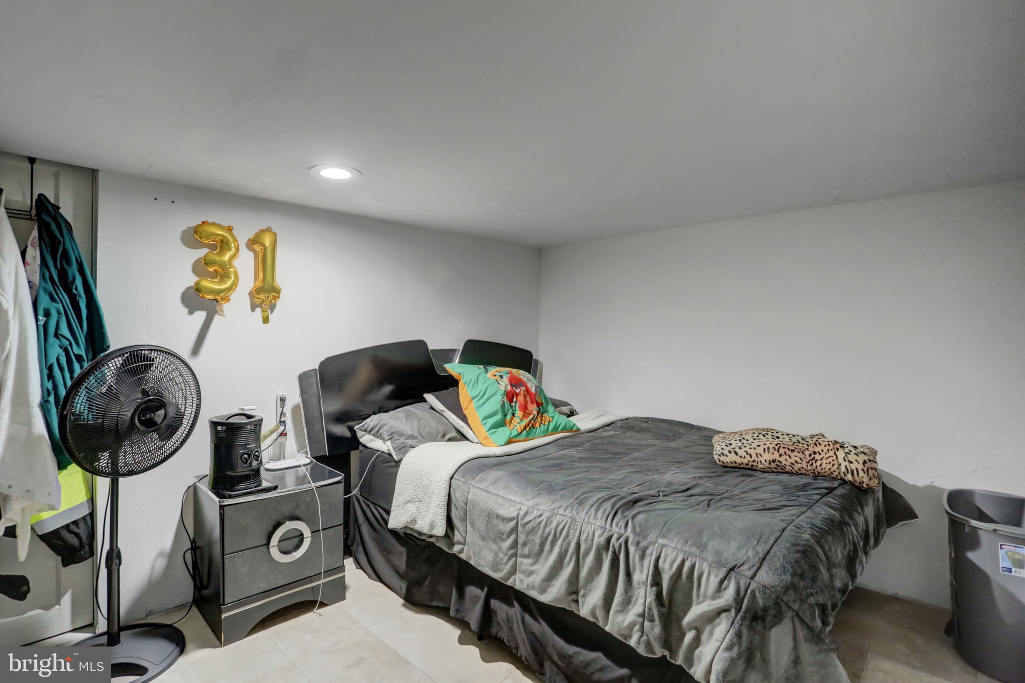 SUNNYSIDE - Residential