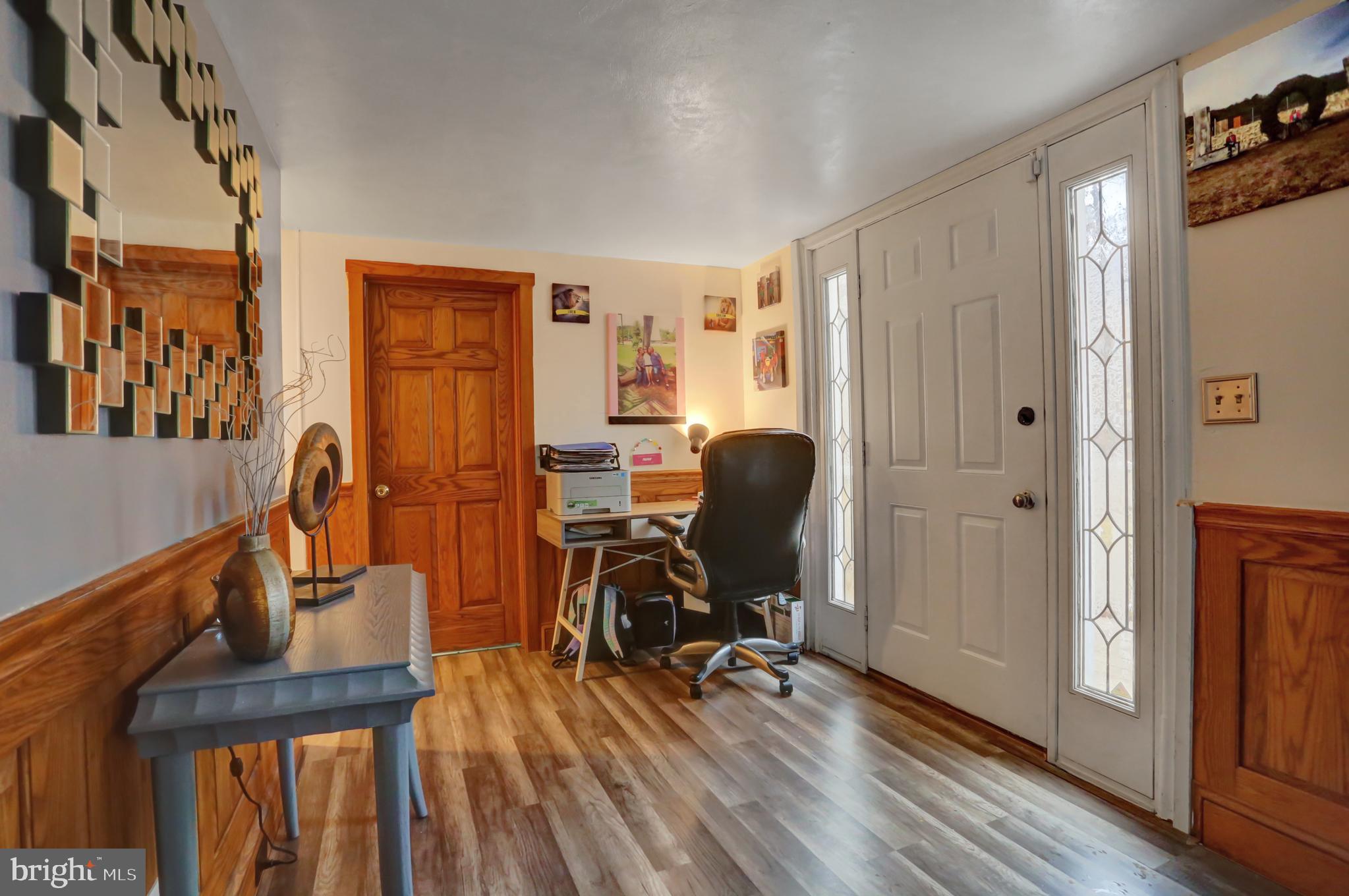 SUNNYSIDE - Residential