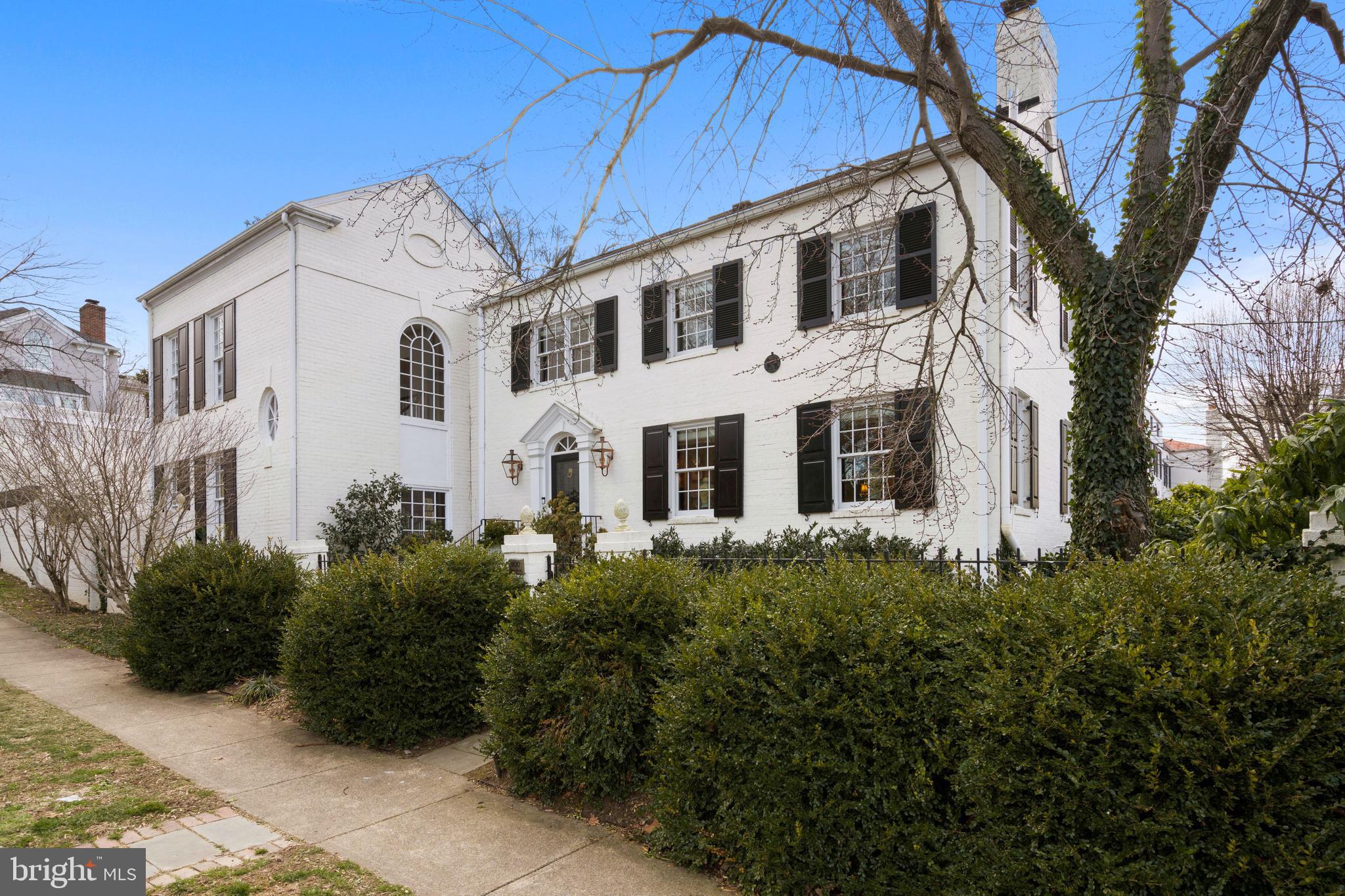 YATES GARDENS - Residential