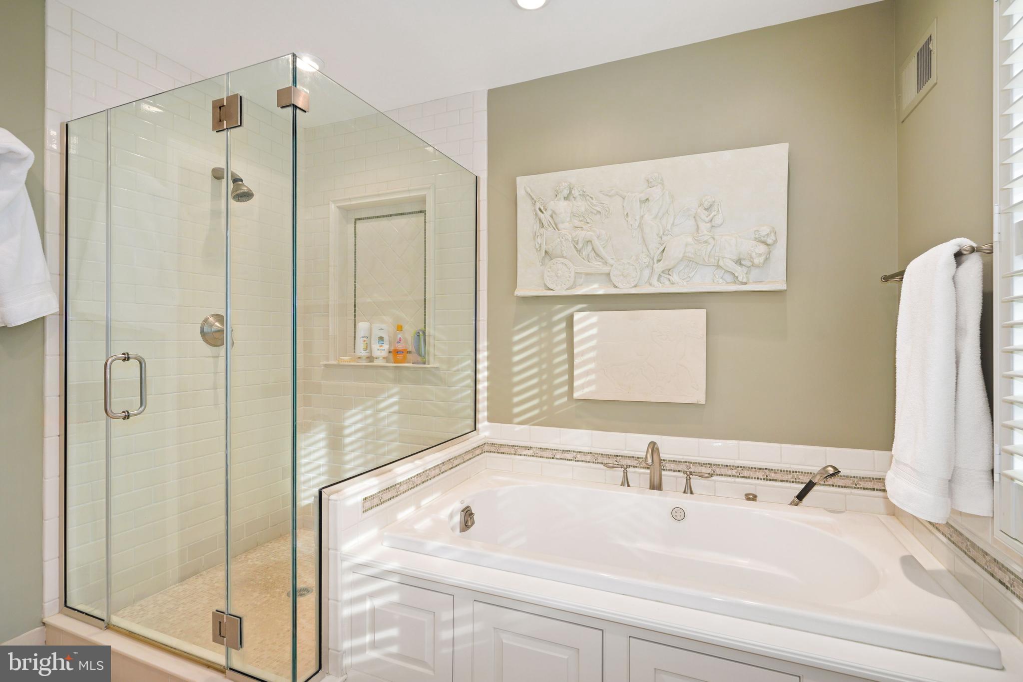 YATES GARDENS - Residential