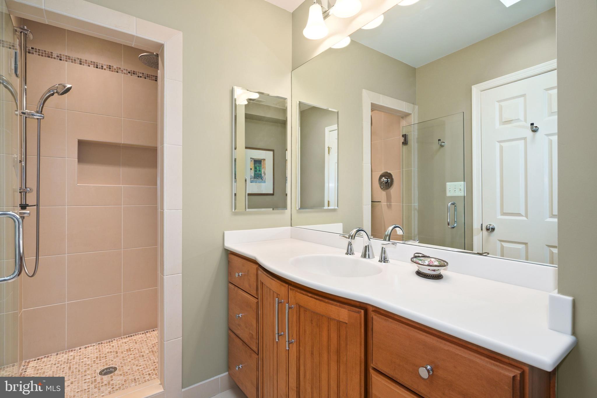 YATES GARDENS - Residential