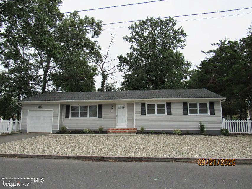 255 DOGWOOD LANE