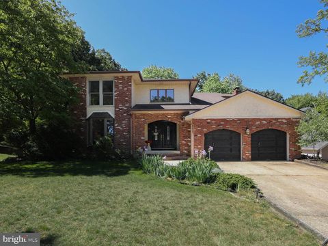 Homes For Sale - 20 Acorn Hill Drive<br/> VOORHEES, NJ 08043