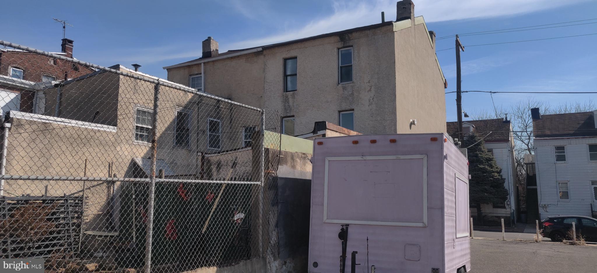 FRANKFORD - Residential Income