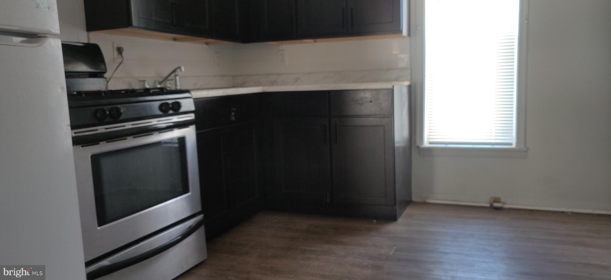 FRANKFORD - Residential Income