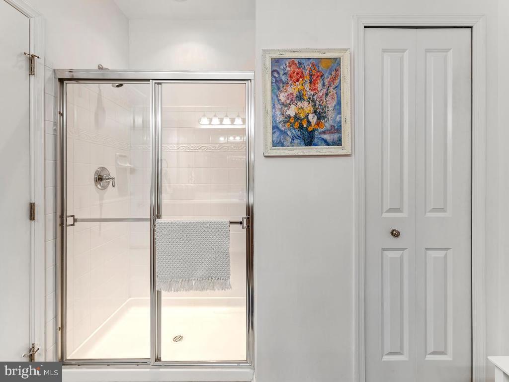 LEGACY AT CHERRY TREE - Residential