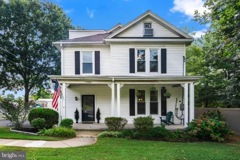 19201 Liberty Mill Road, Germantown, MD 20874 - #: MDMC2256646