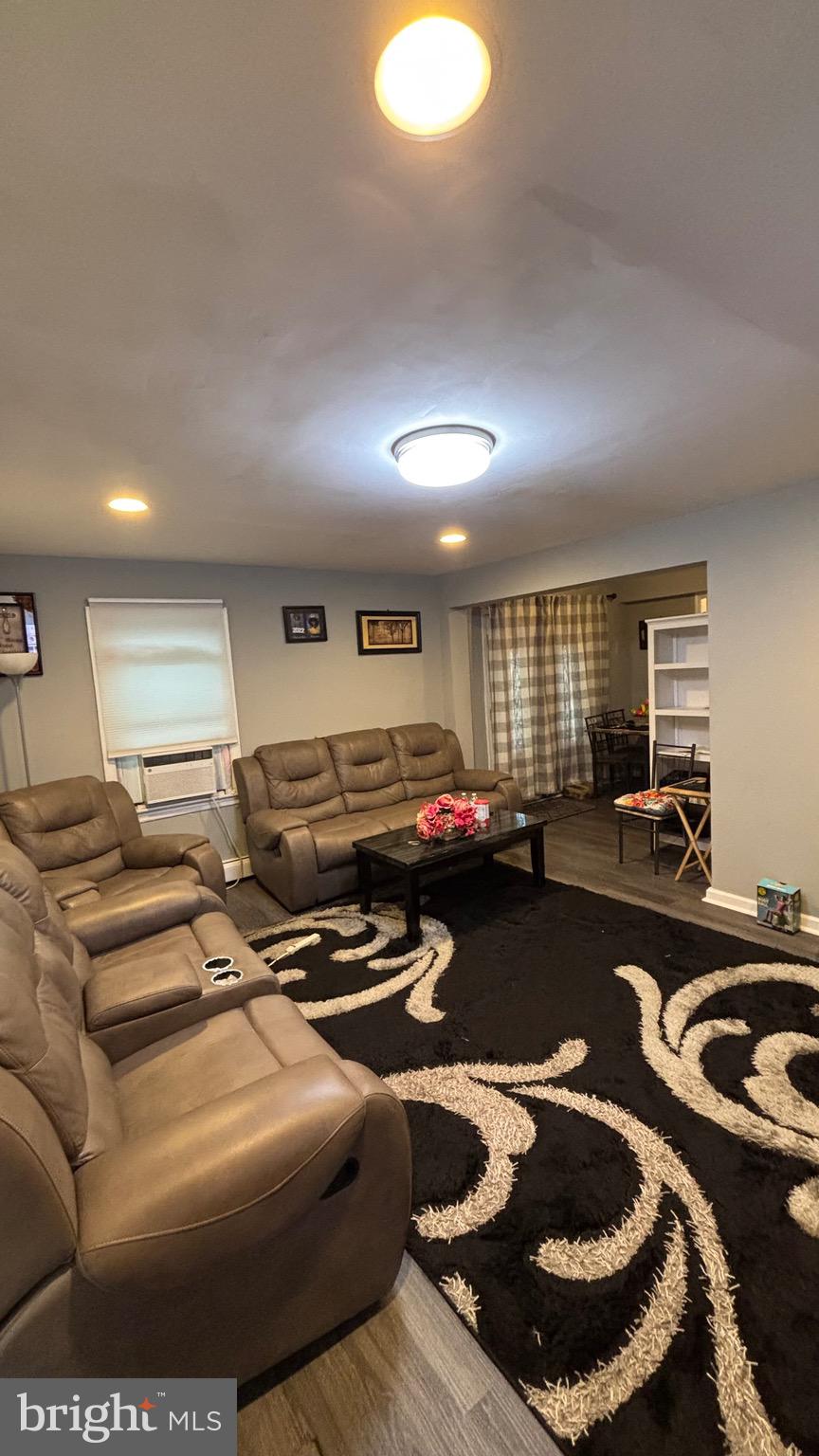 1021 BOOKER DRIVE