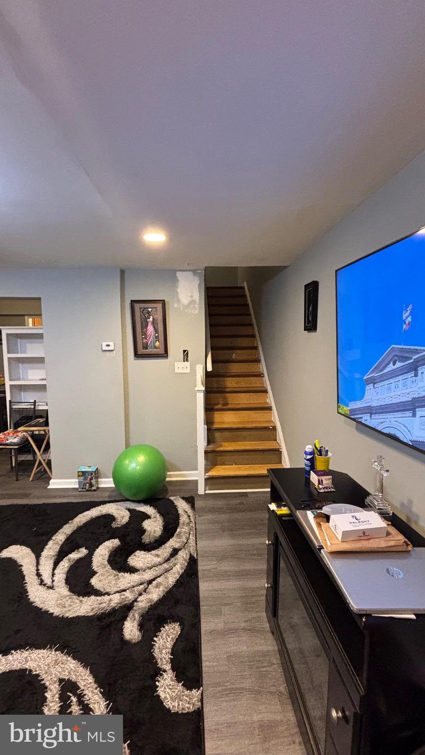 1021 BOOKER DRIVE